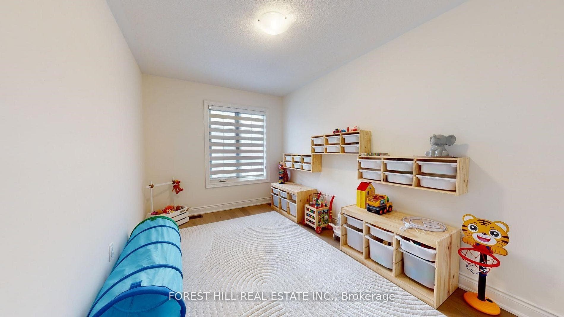 54 Montrose Boulevard photo 21