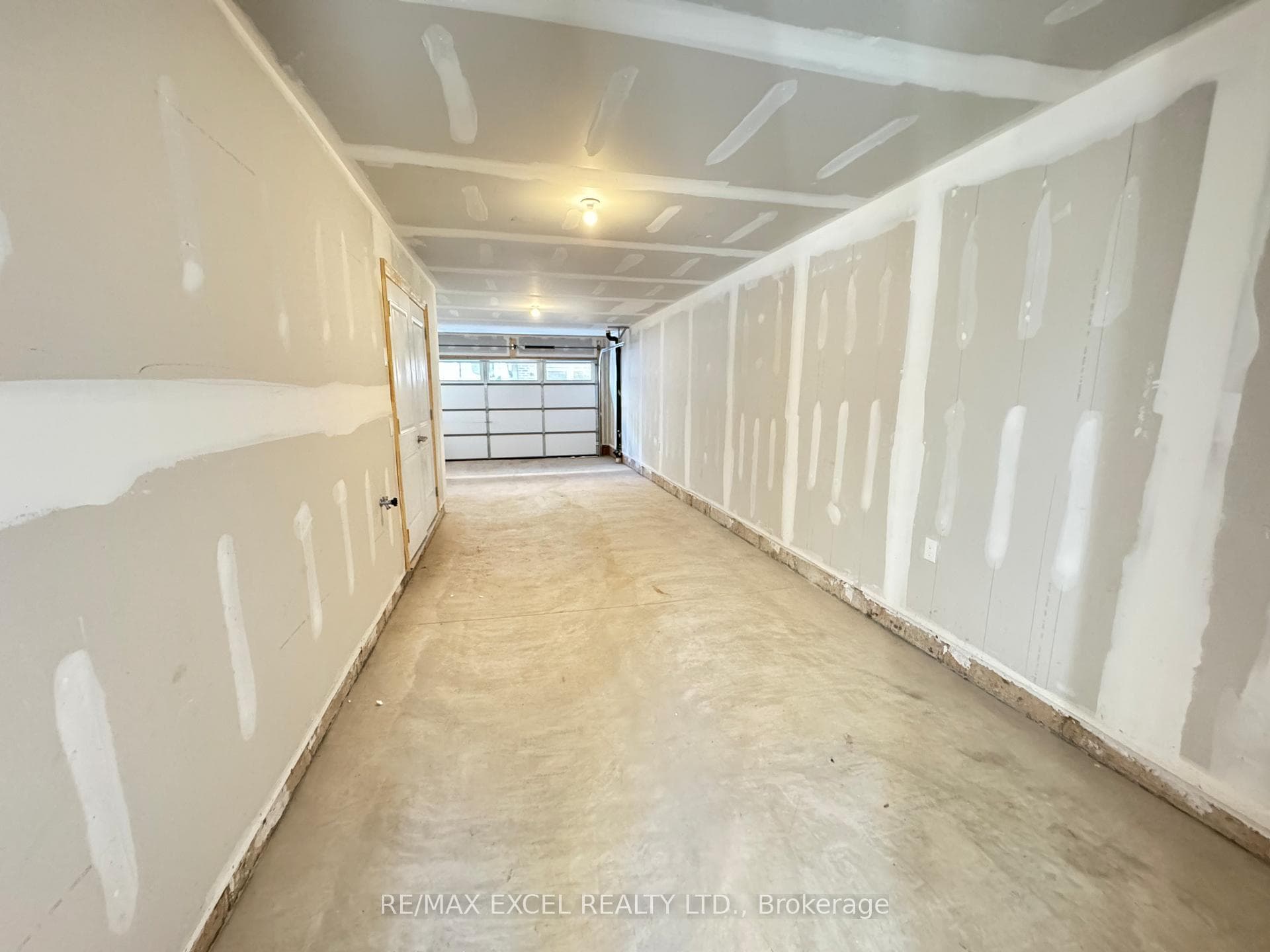 2119 Lillykin Street Unit 10 photo 31
