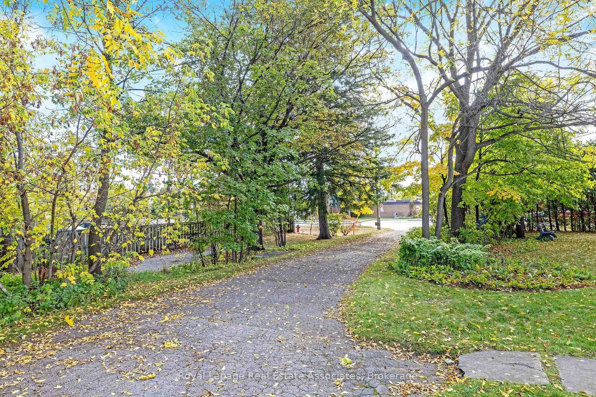 85 and 0 Guelph Street photo 46