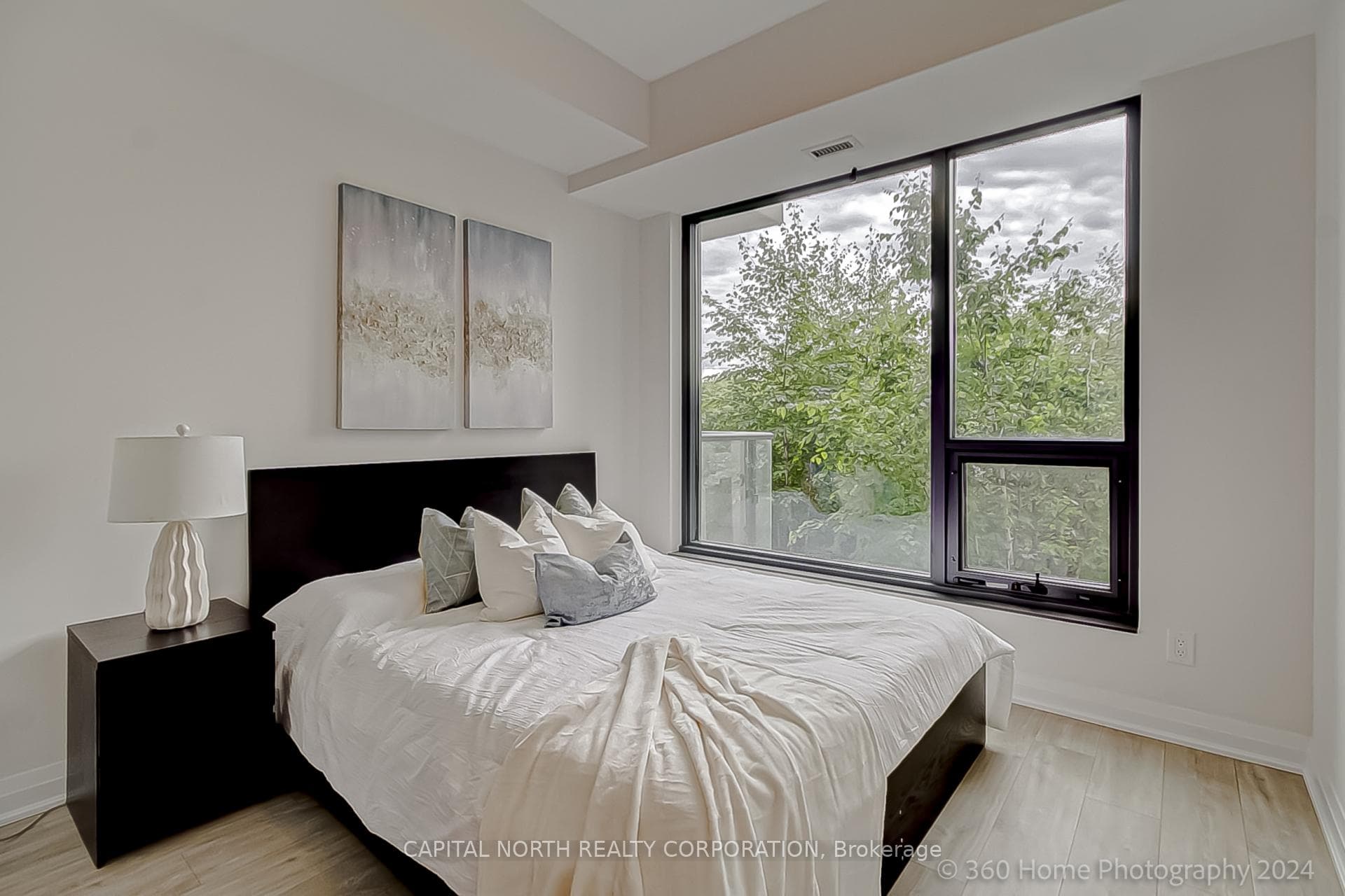 280 Howland Avenue Unit 324 photo 12