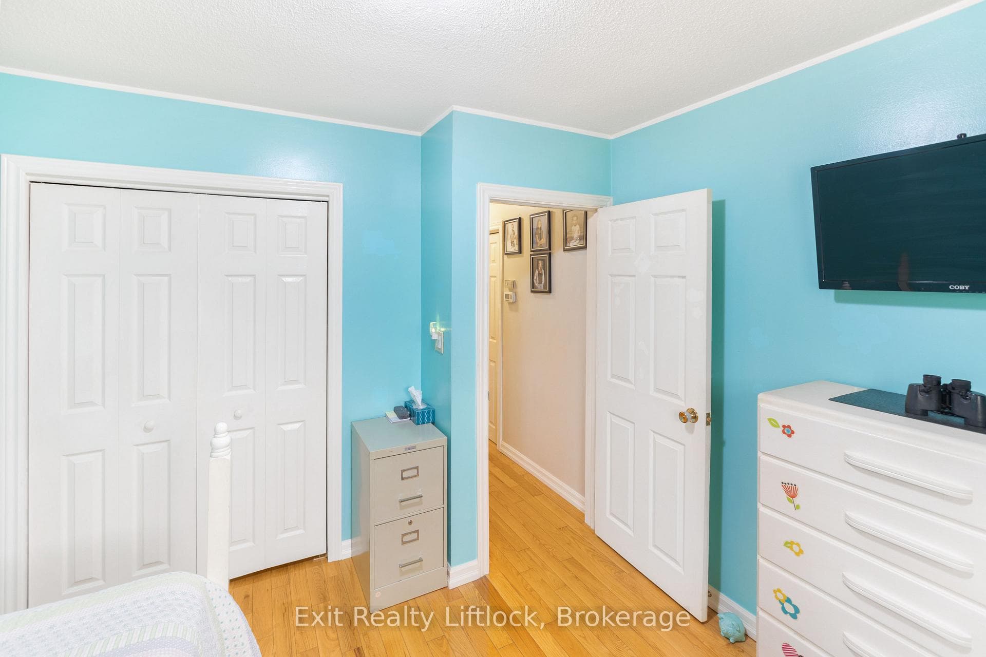 2 Edgewood Avenue photo 15