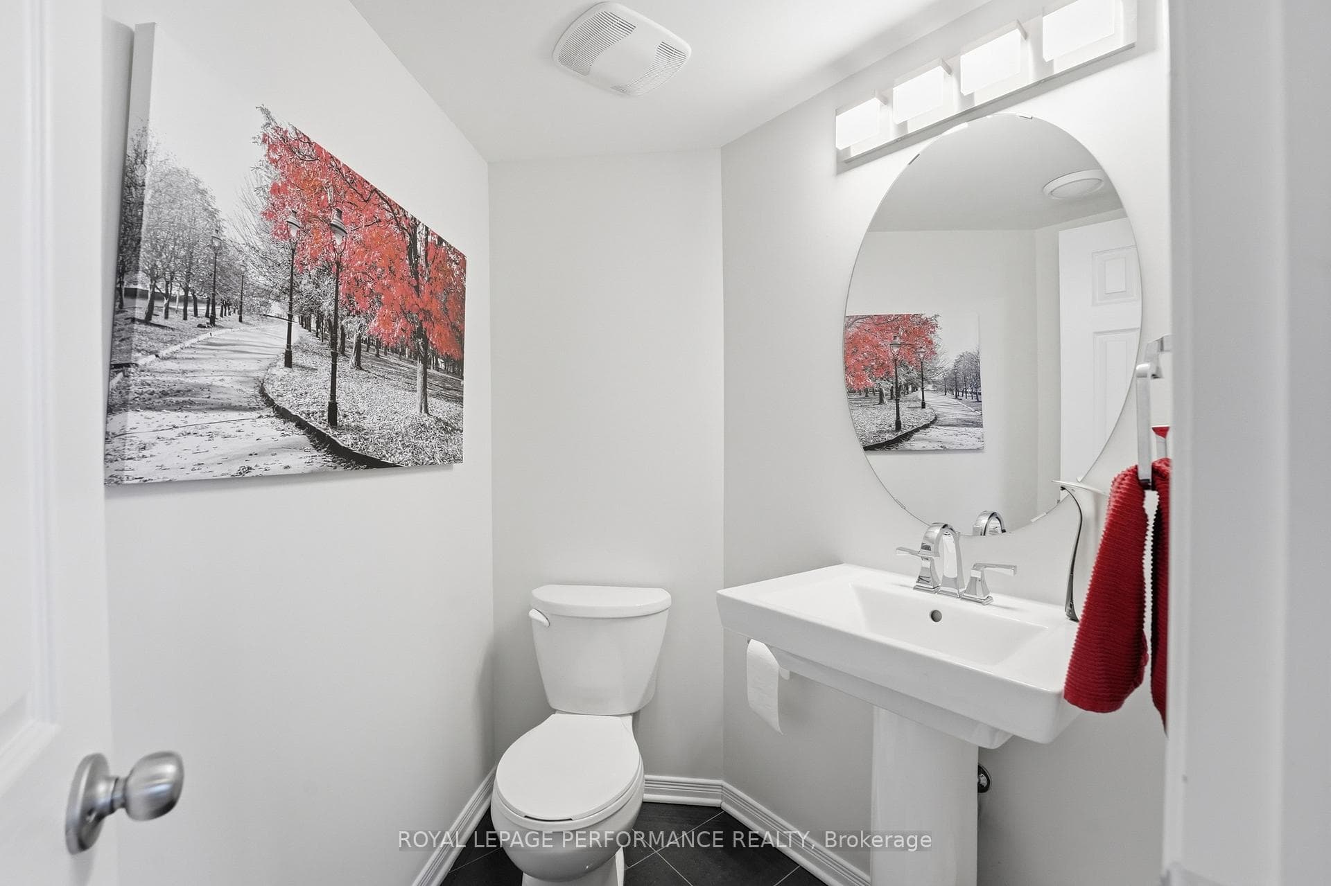 302 Galston Private photo 20