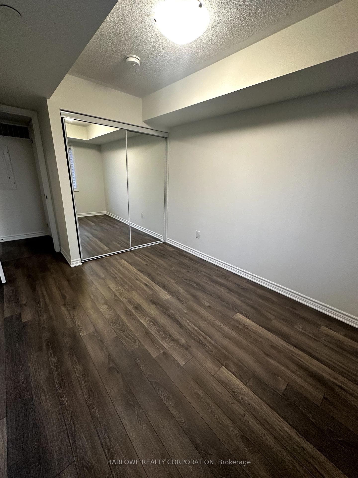 2789 Eglinton Avenue Unit 410 photo 7
