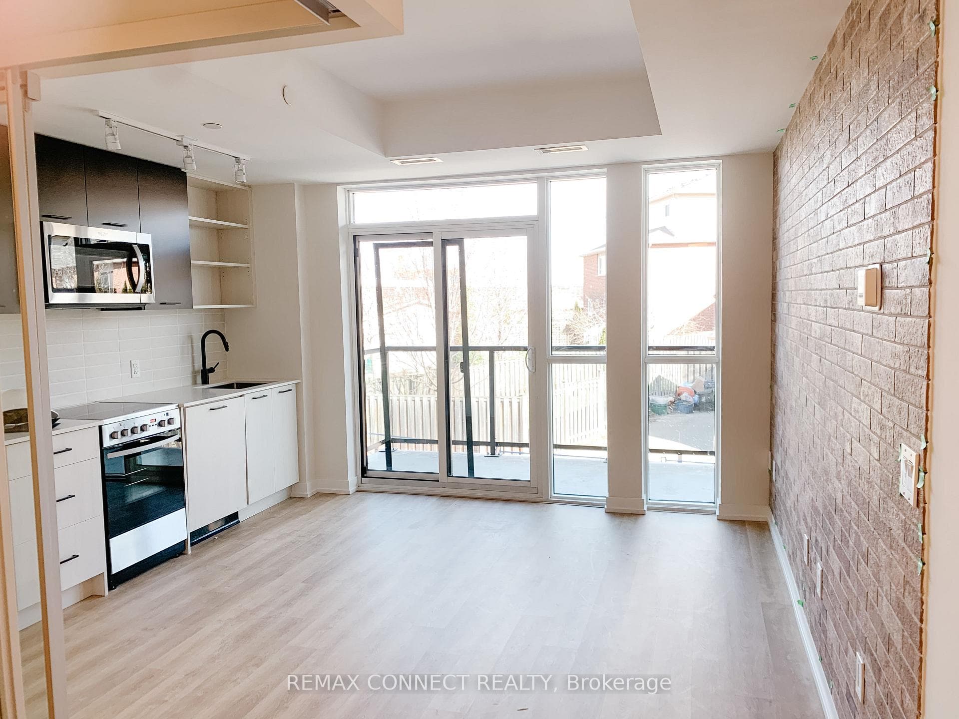 2300 St. Clair Avenue Unit 214 photo 1