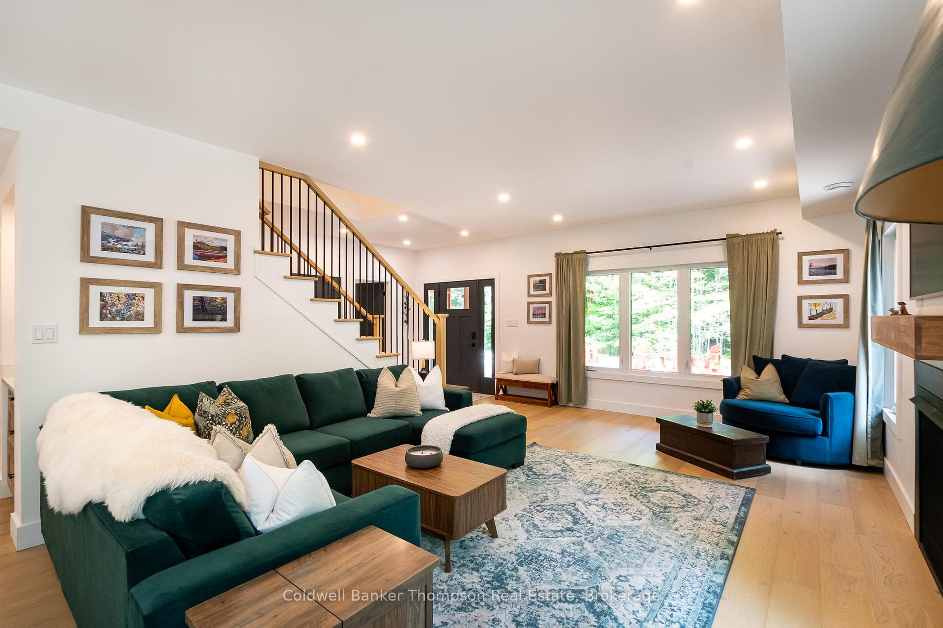 4620 Aspdin Road photo 11