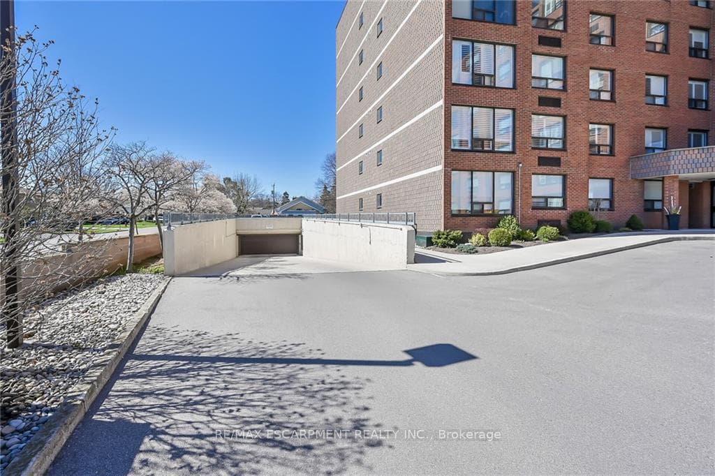 99 Donn Avenue Unit 109 photo 37