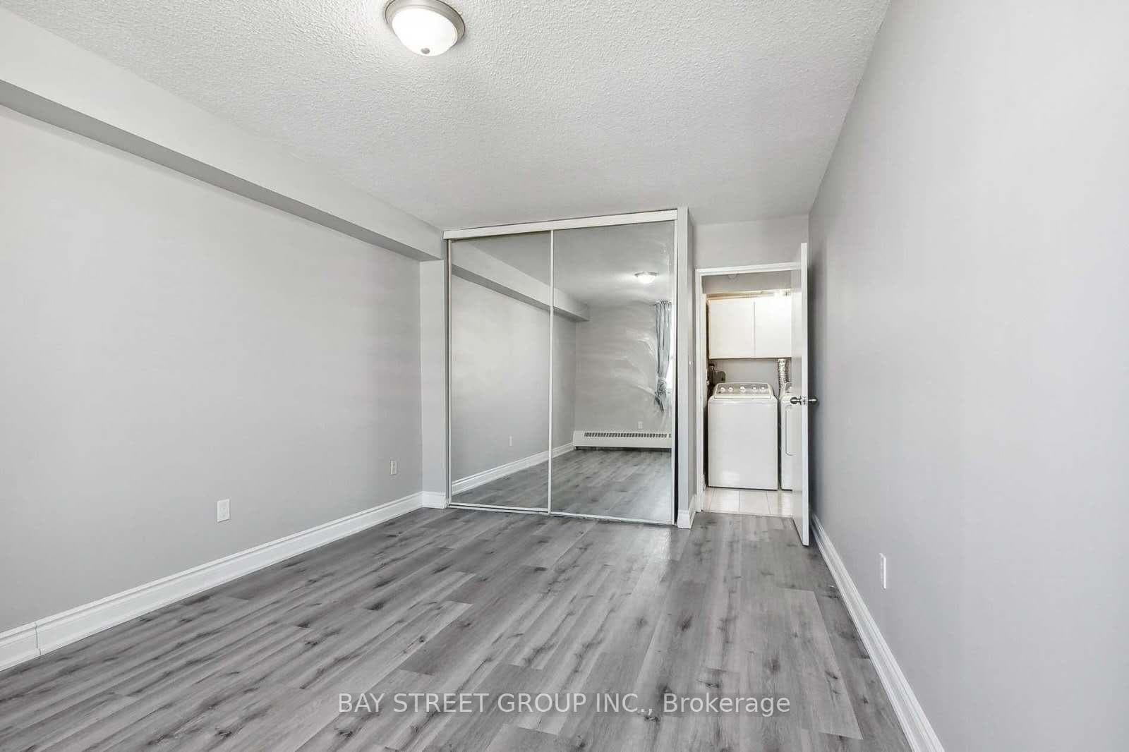 1250 Bridletowne Circle Unit 1006 photo 15