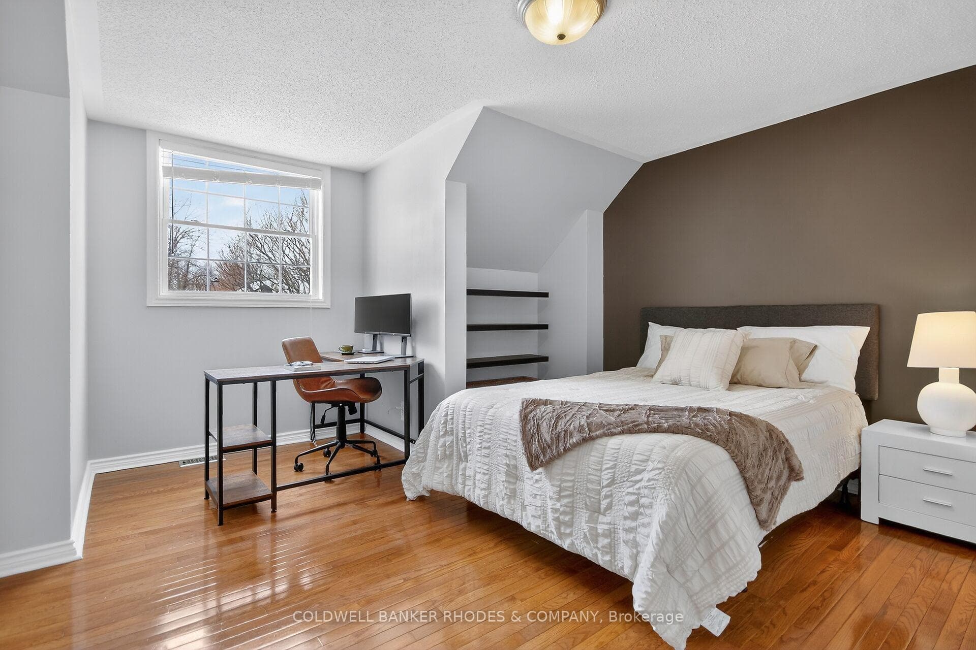 6488 Wheatfield Crescent photo 30