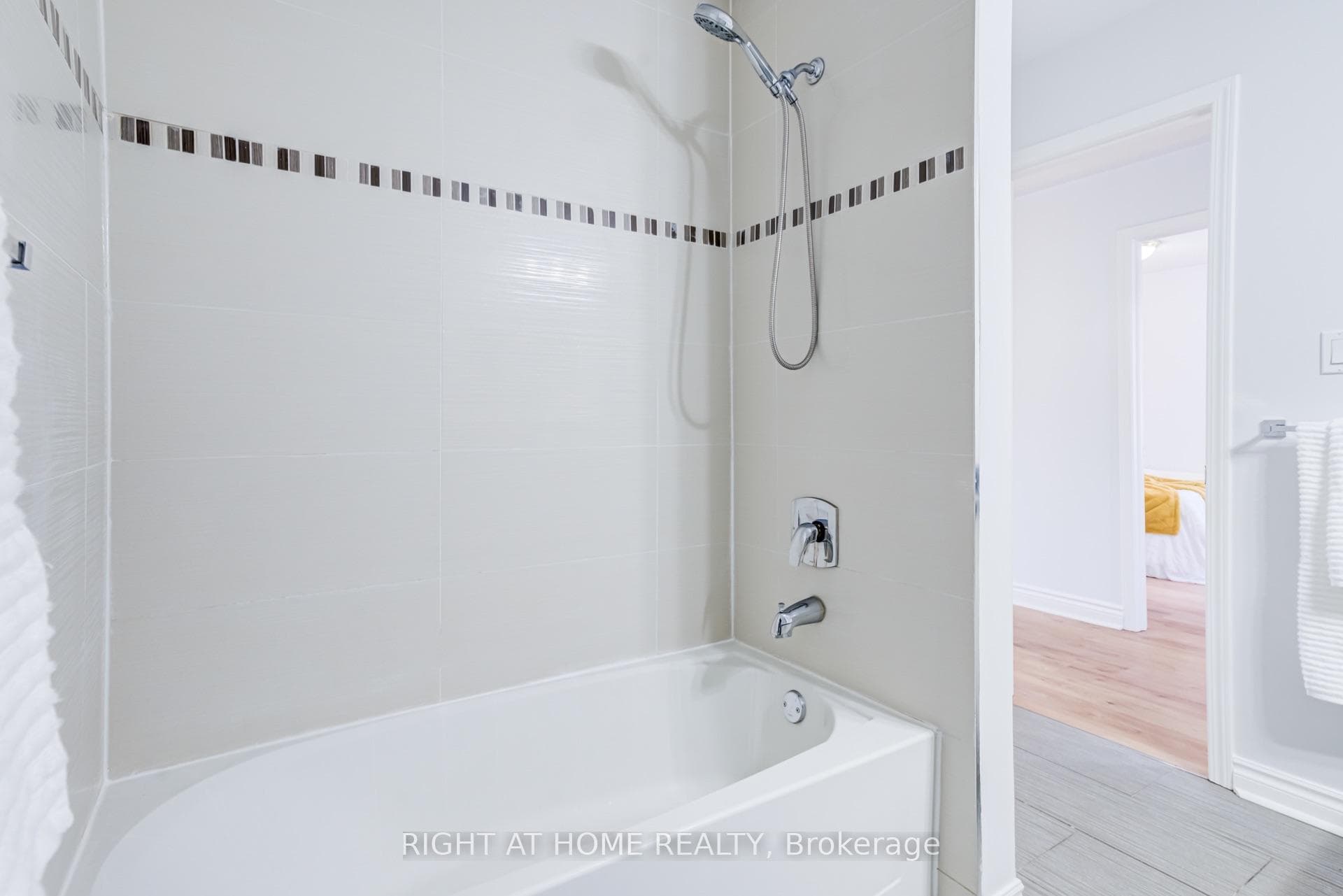 7460 Terragar Boulevard photo 34