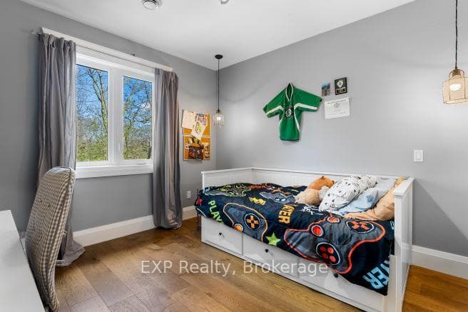 110 Teal Avenue photo 15