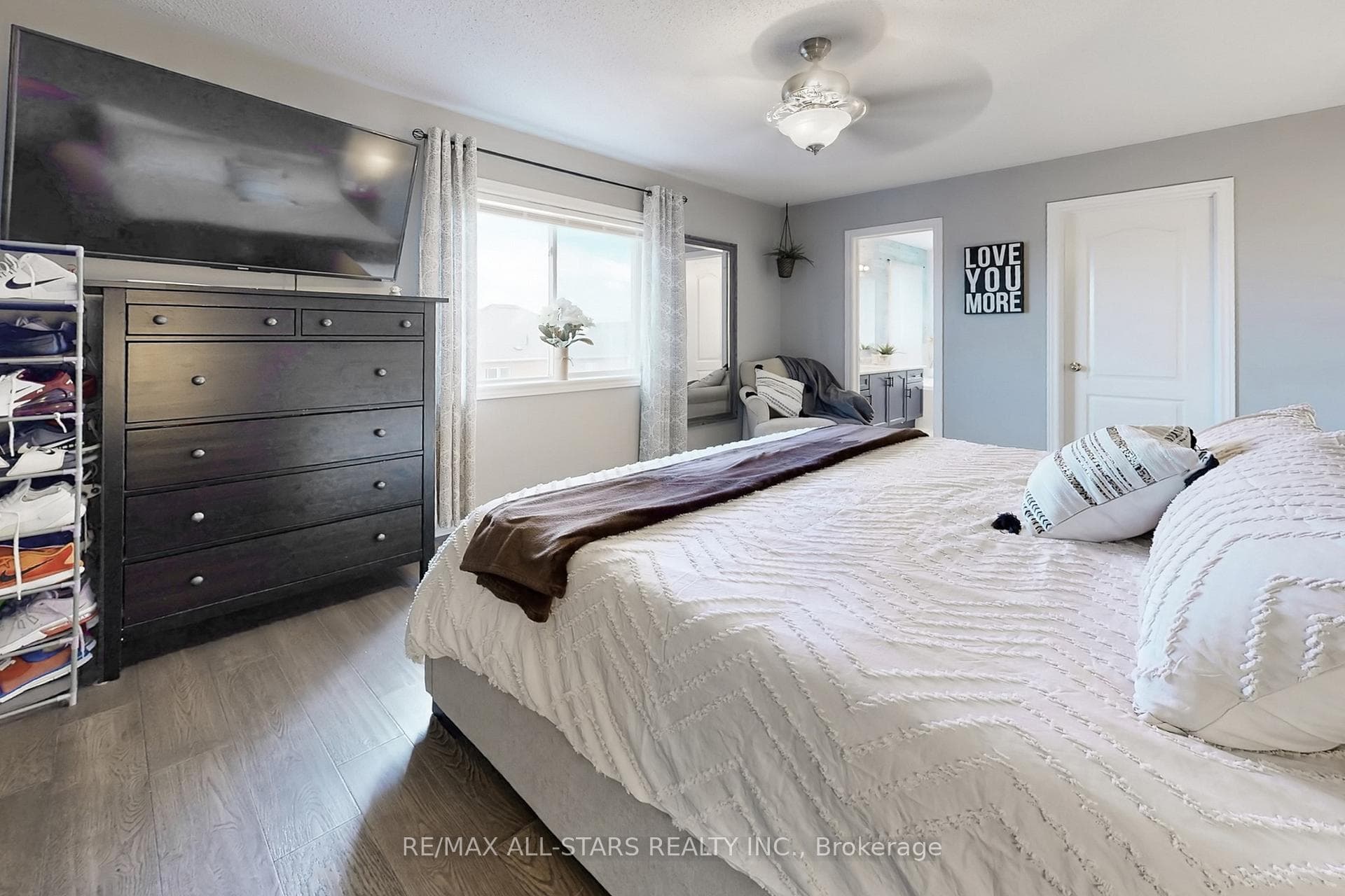 6 Hirst Avenue photo 28