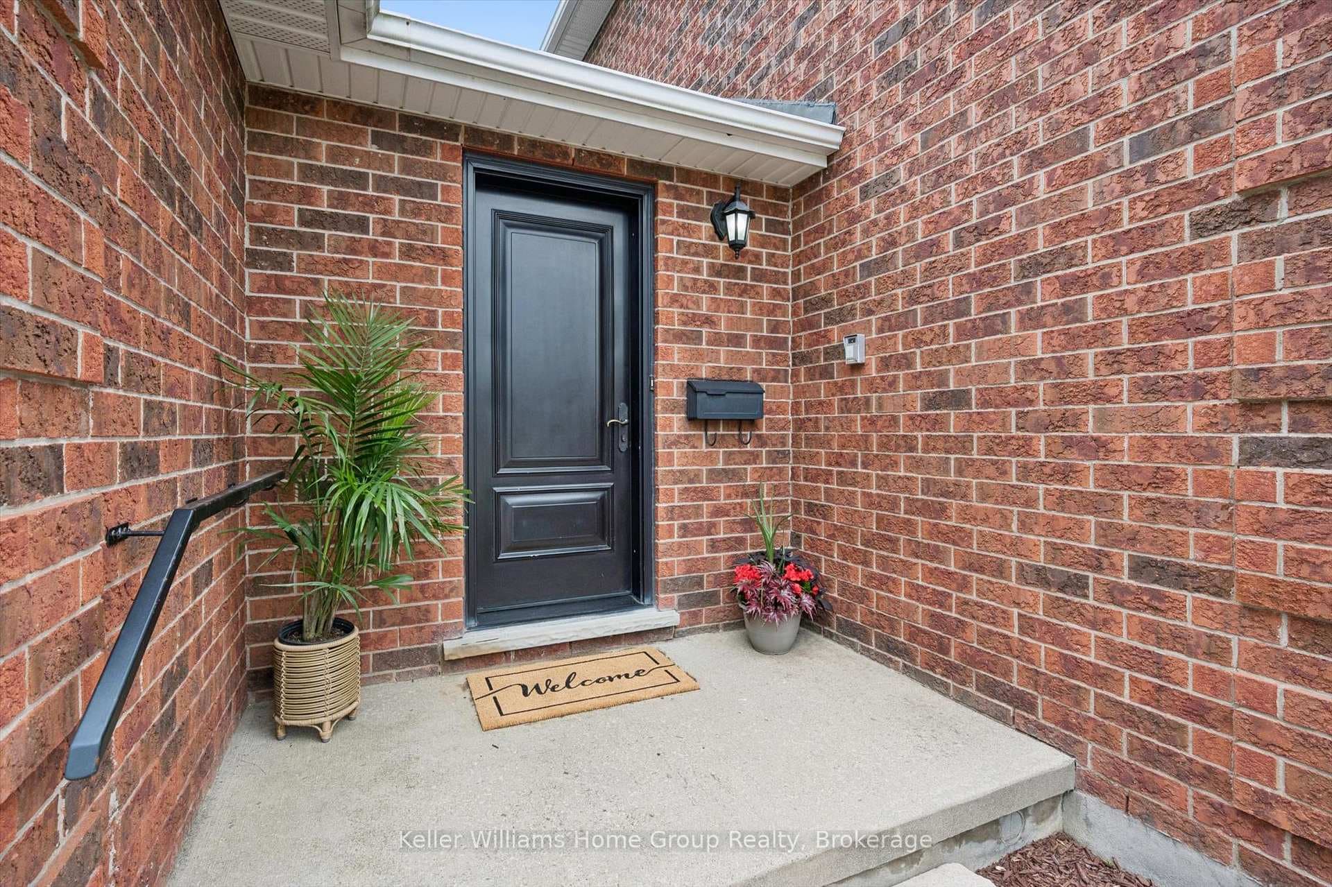 49 Christine Drive photo 6