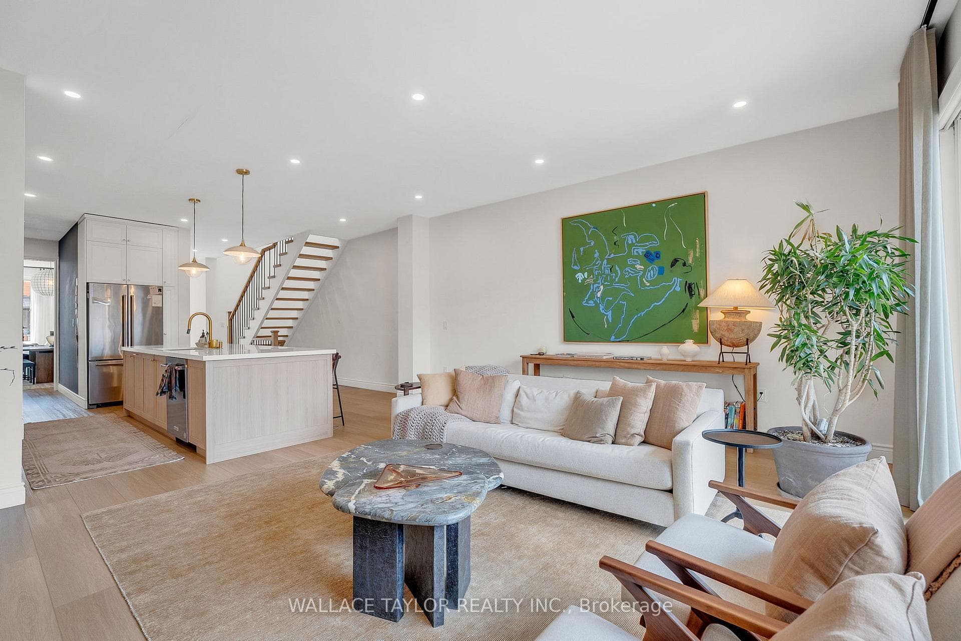 193 Perth Avenue photo 18
