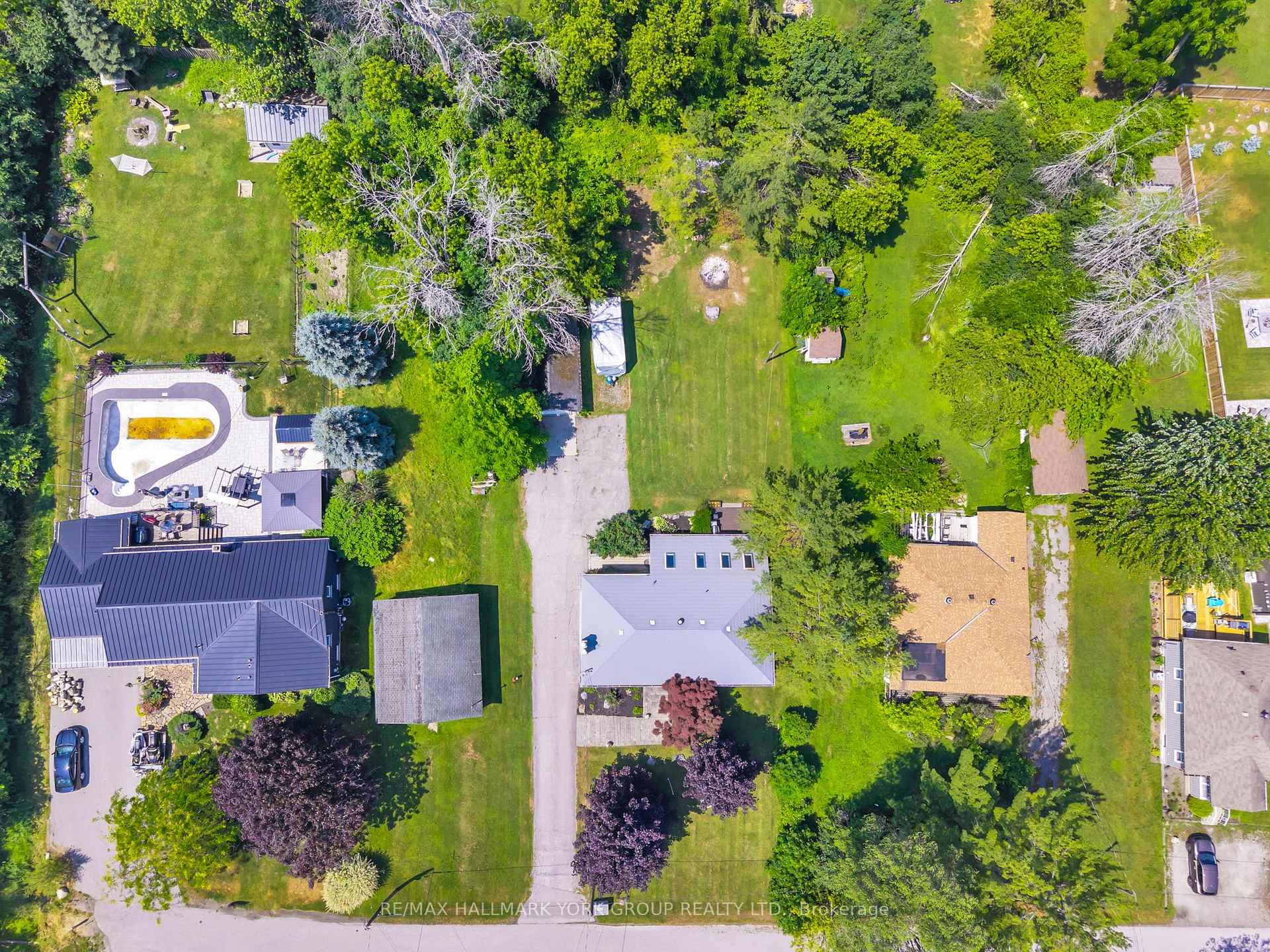 8 Rushton Road photo 44