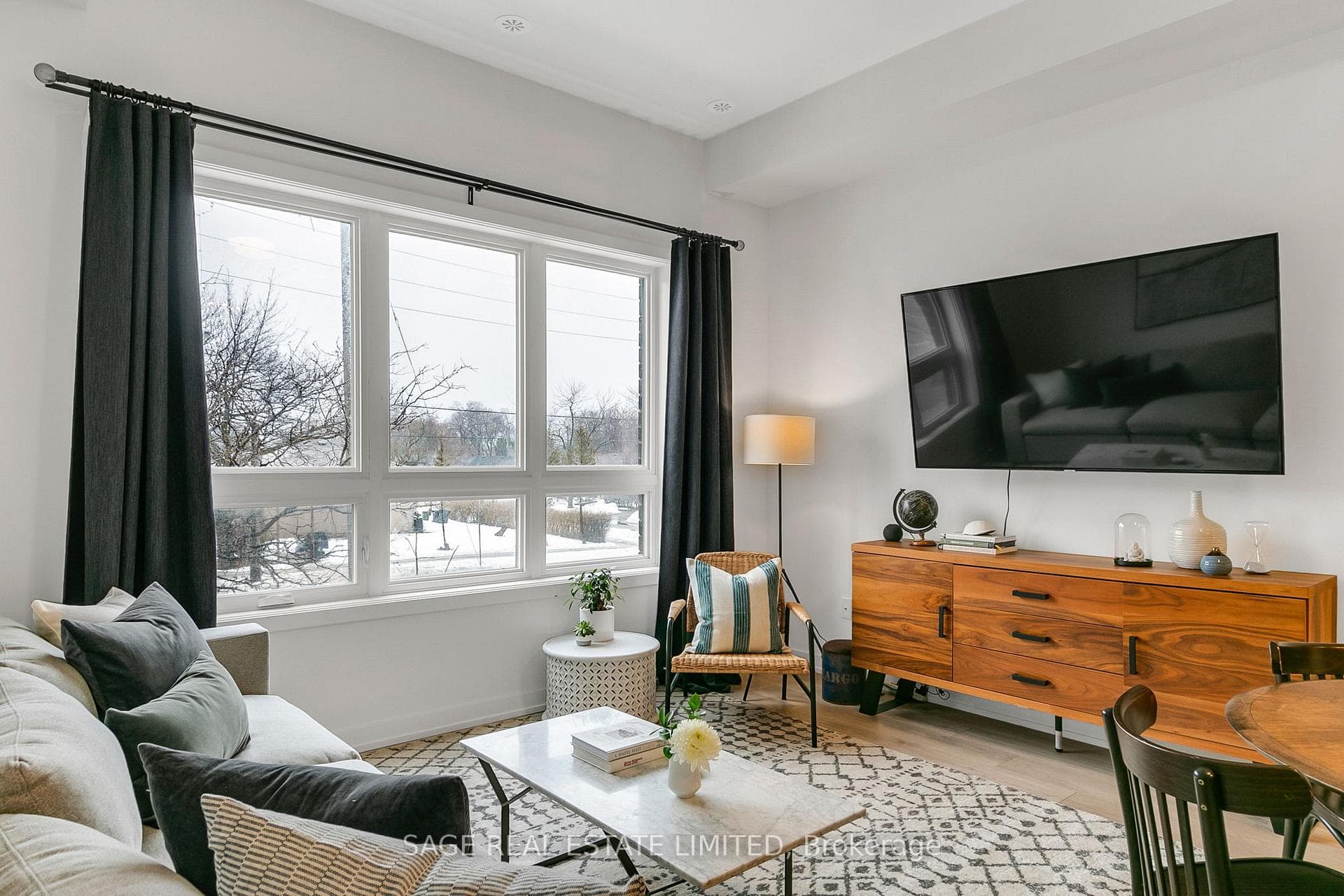 3686 St Clair Avenue Unit 103 photo 4