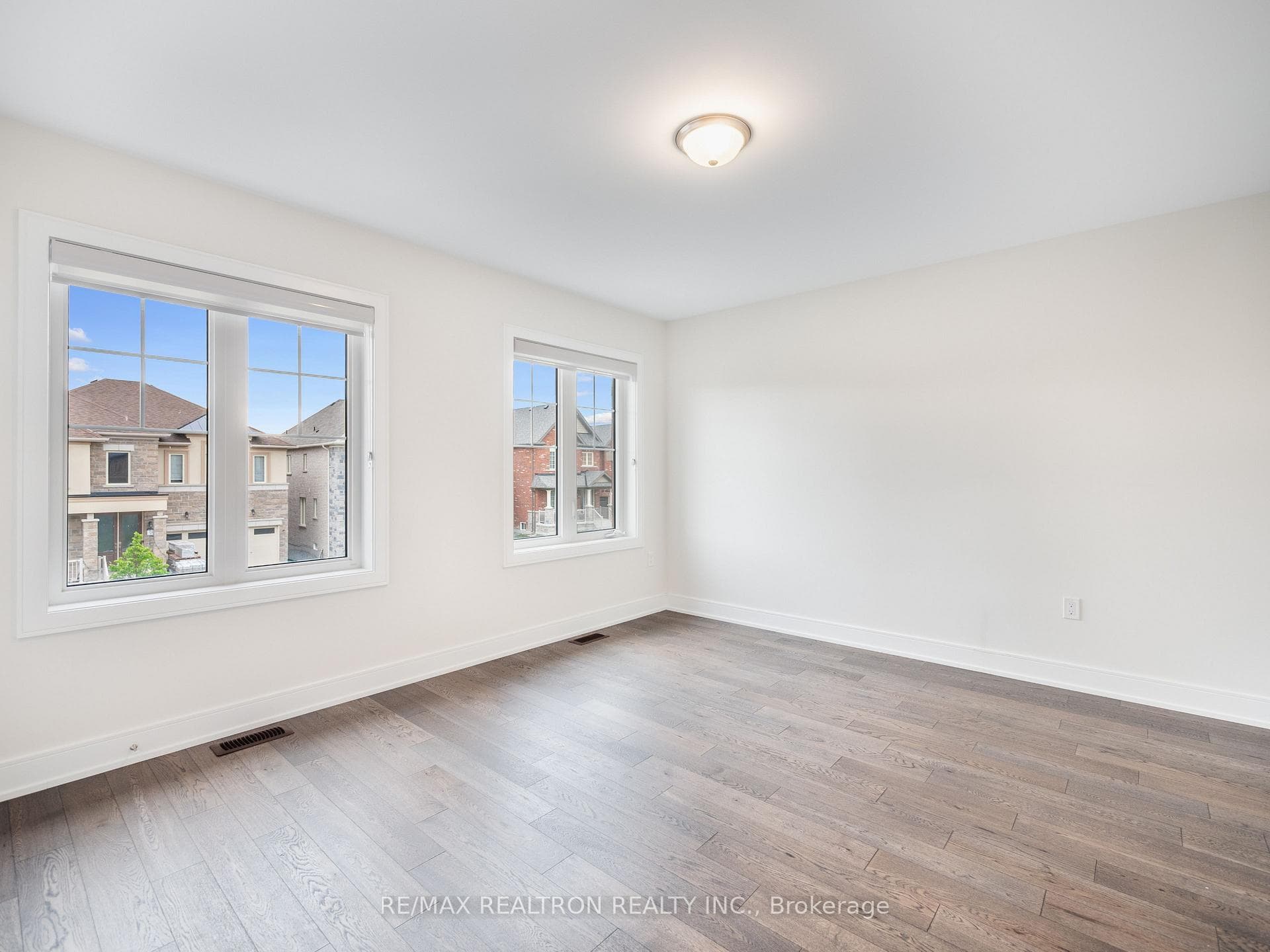 15 Murray Leonard Lane photo 21