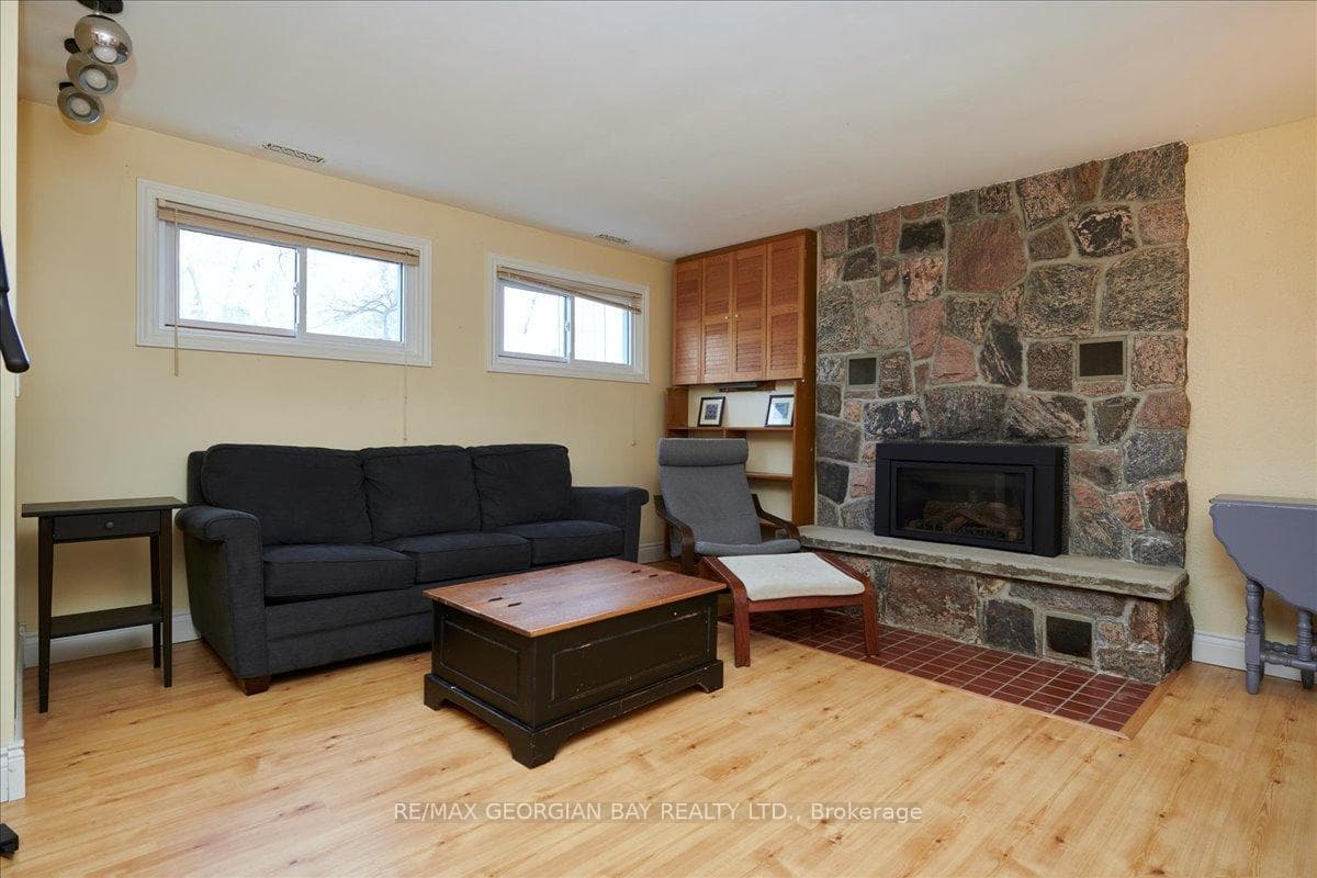 120 Ninth Street photo 15