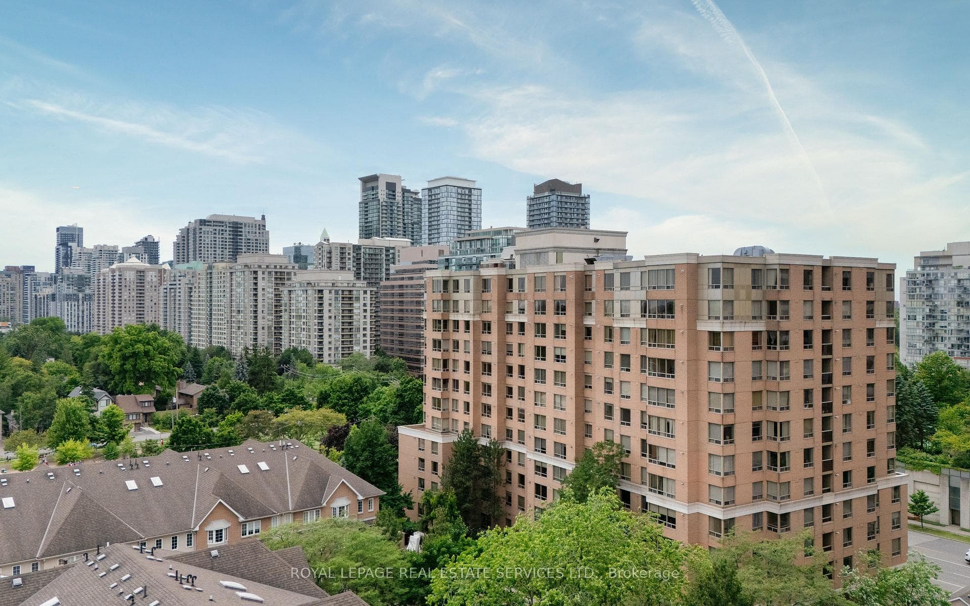 88 Grandview Way Unit 812 photo 1