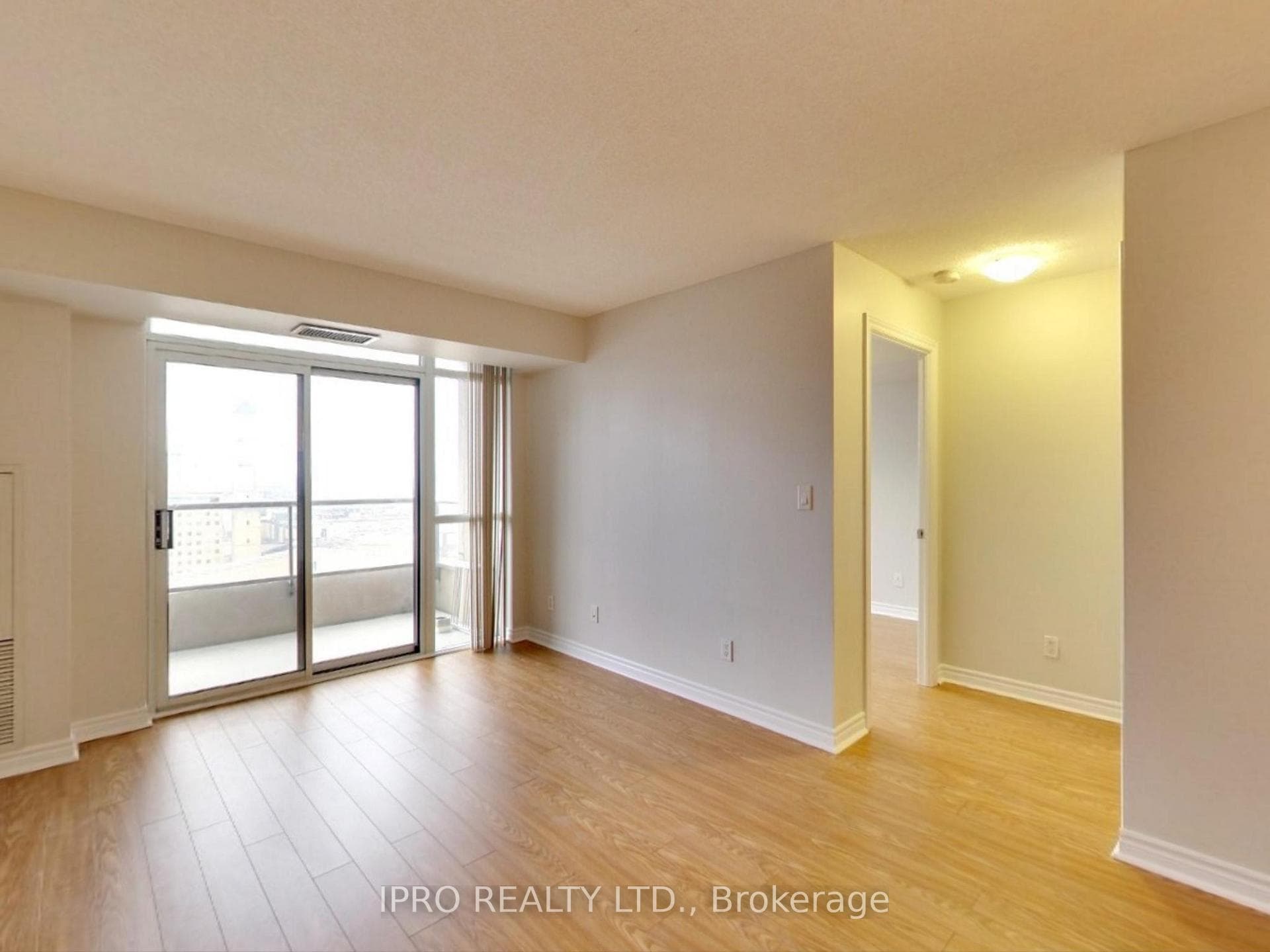 310 Burnhamthorpe Road Unit 2403 photo 20