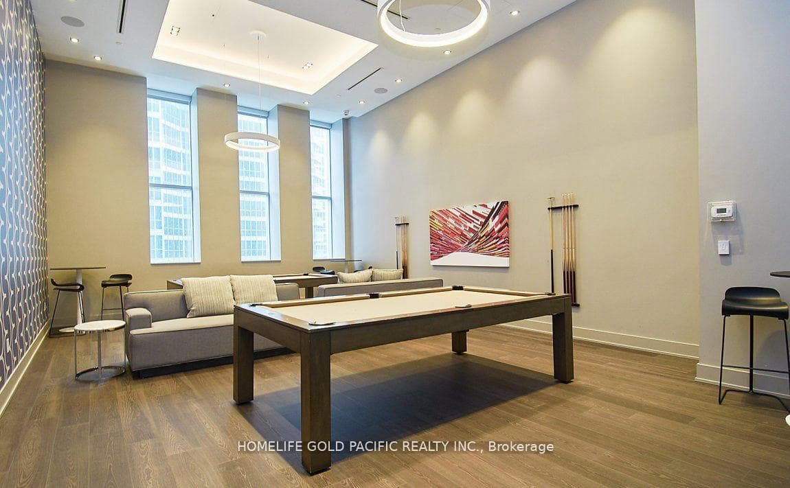 10 York Street Unit 2201 photo 25
