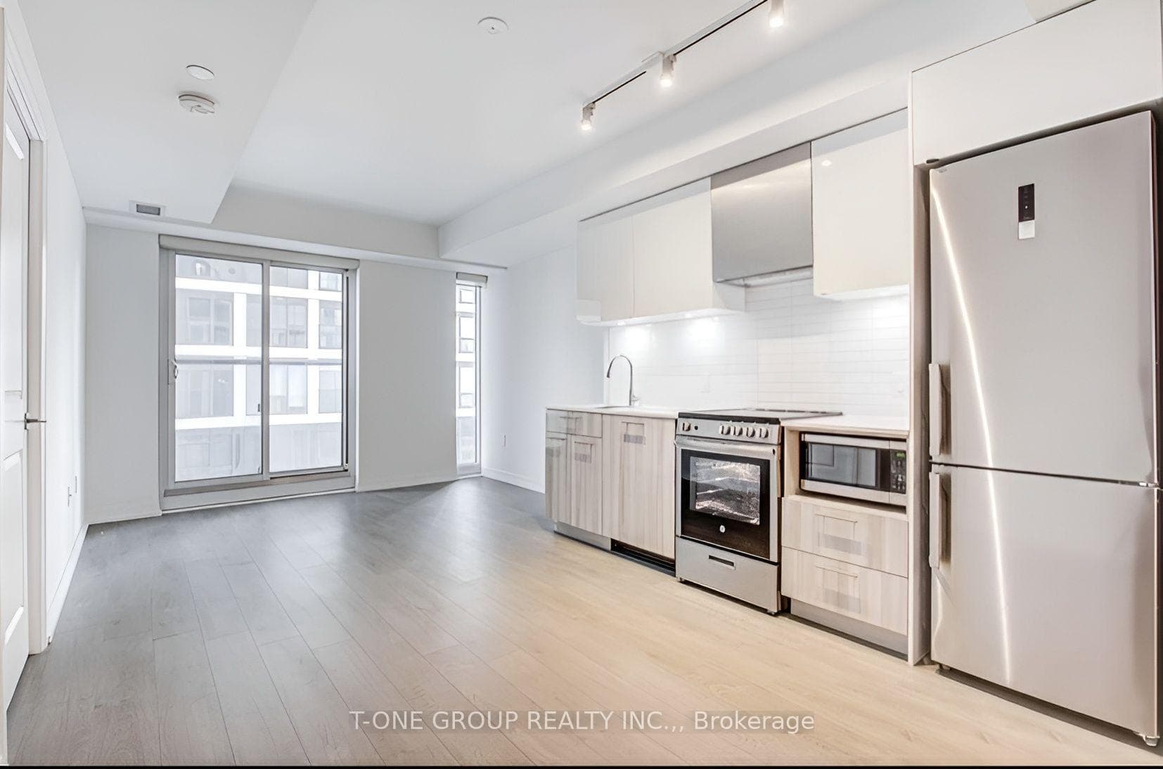 251 Jarvis Street Unit 2804 photo 4