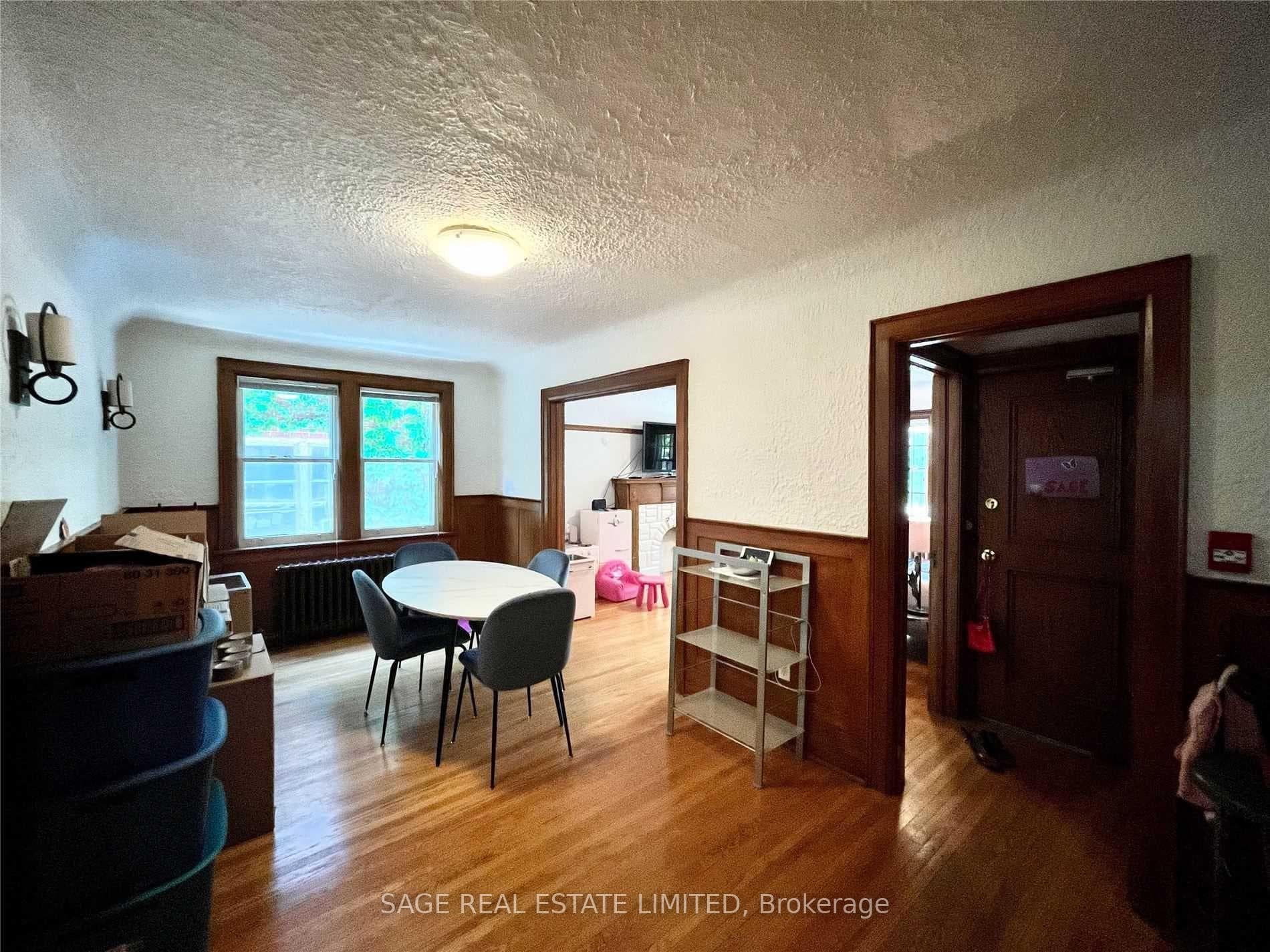 Dining Room / Front Entrance