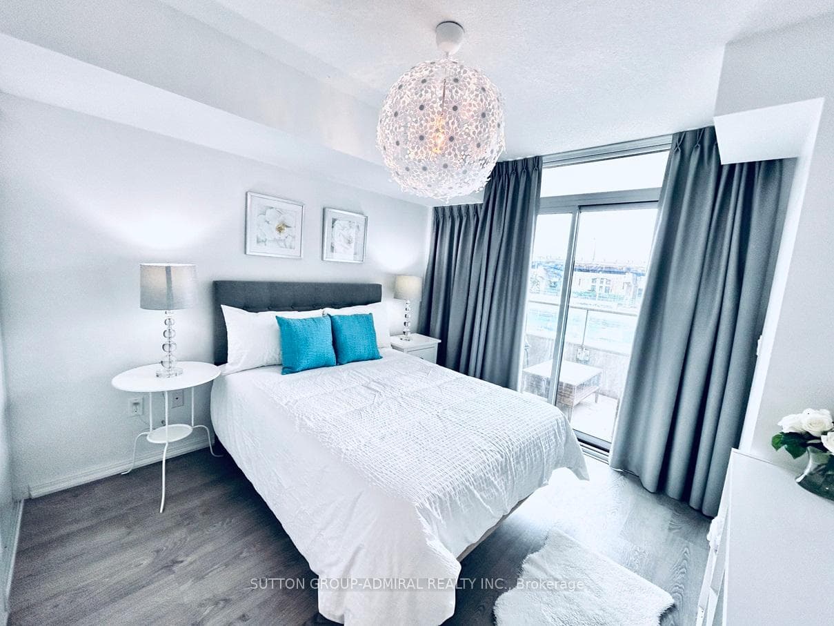6 Pirandello Street Unit TH8 photo 15