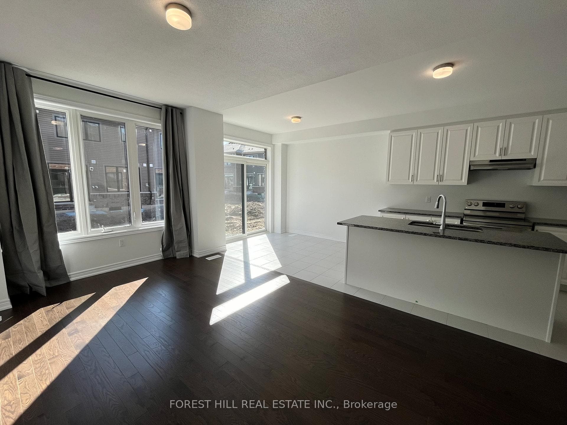 25 Milady Crescent photo 15