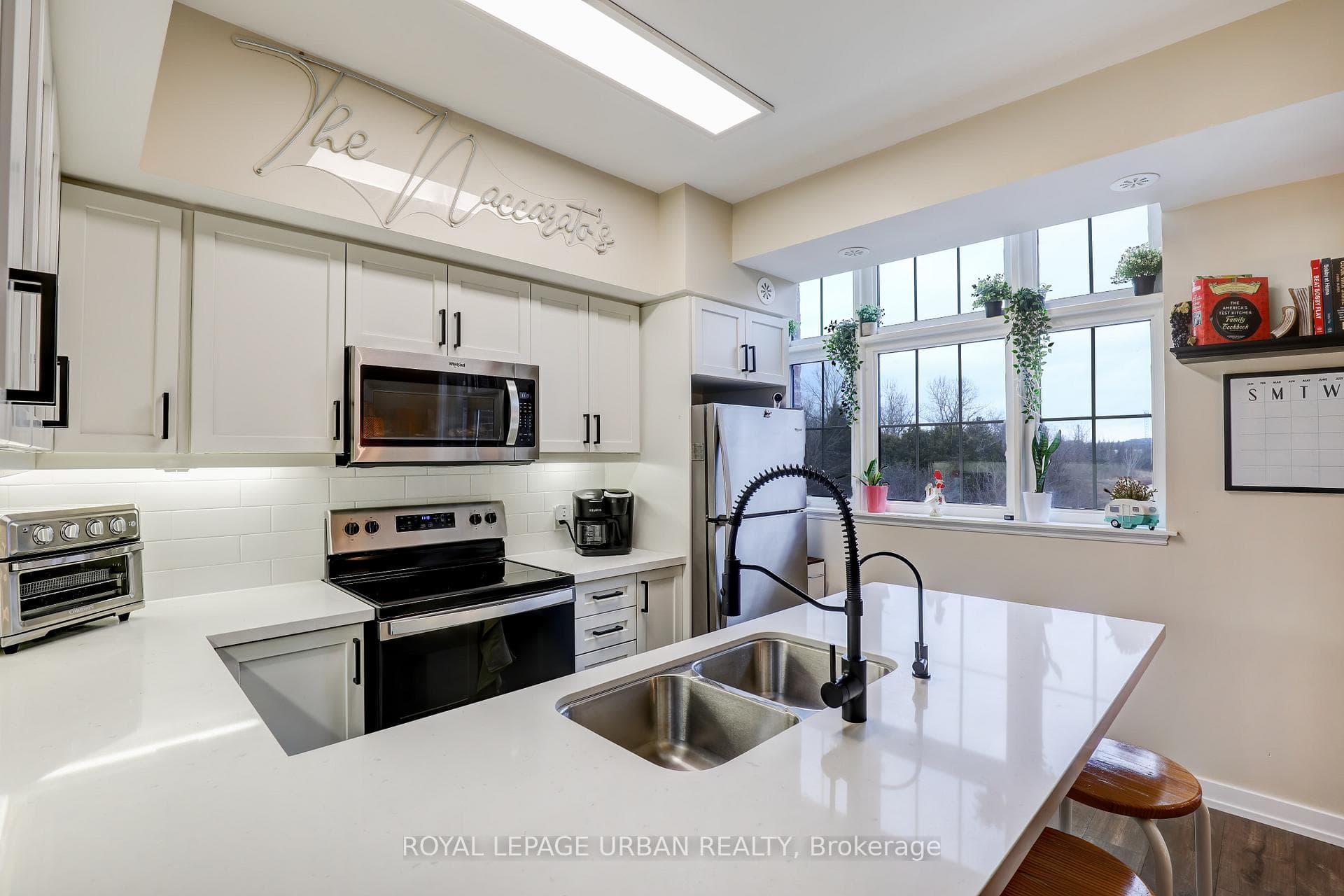 2 Linsmore Place Unit 306 photo 9