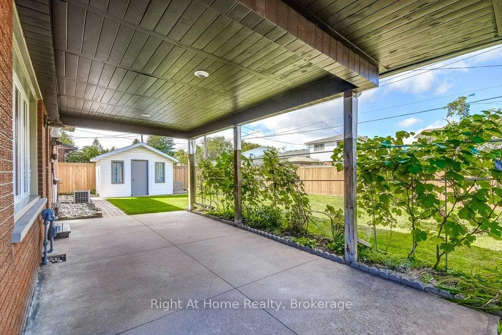 207 Montmorency Drive photo 31
