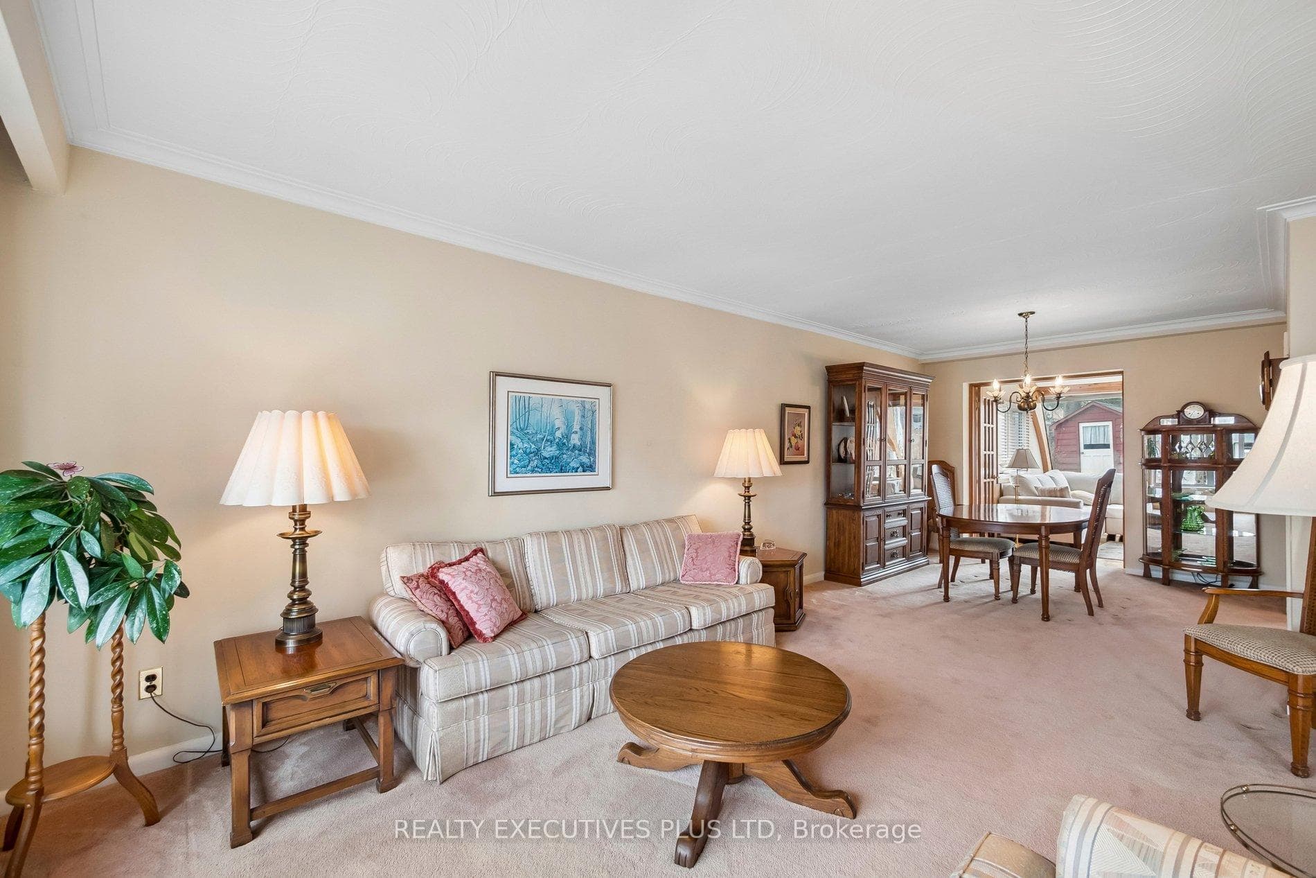 Living/Ding Room