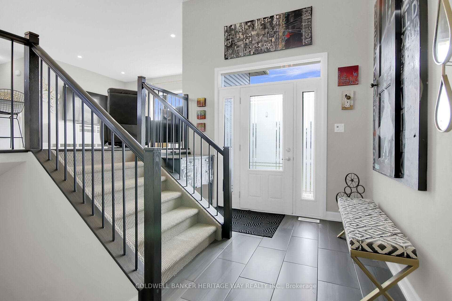 218 Owen Lucas Street photo 5