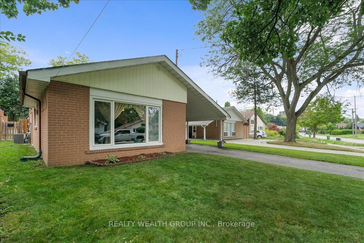 53 Northfield Road photo 1