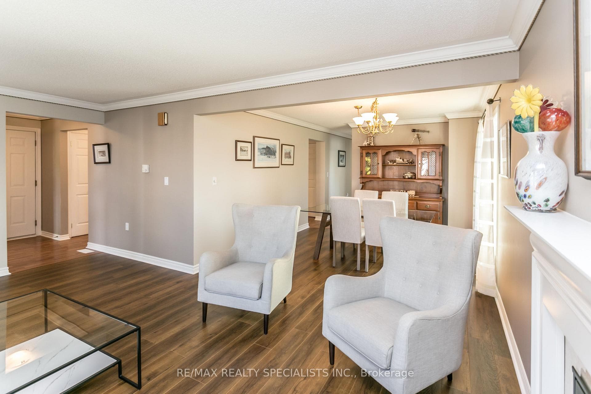 135 Glenariff Drive photo 13
