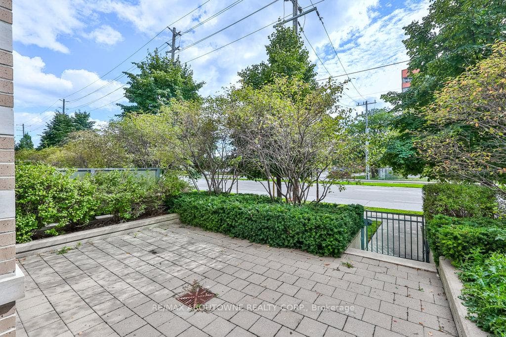 215 Sherway Garden Road Unit 106 photo 30