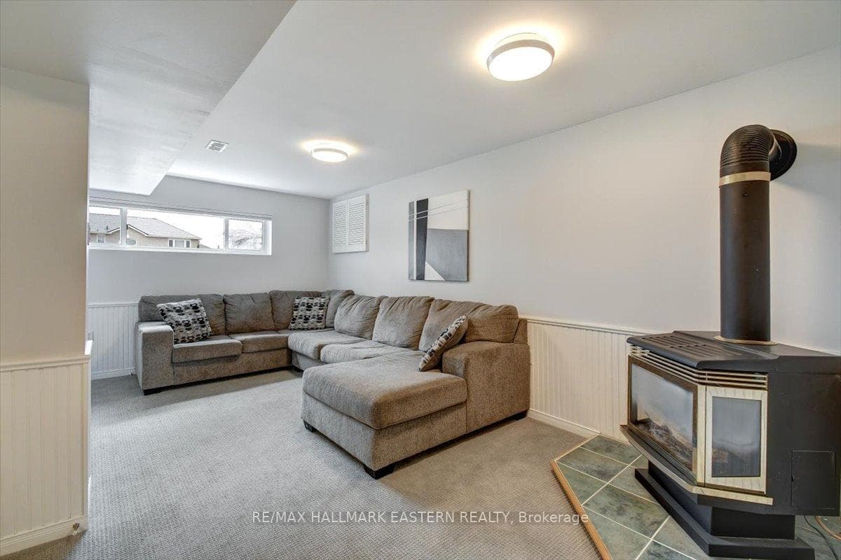 207 Milroy Drive photo 30