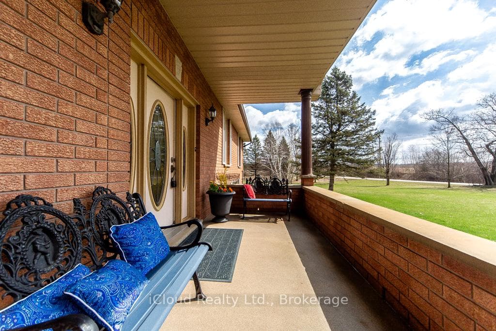 4101 Campbellville Road photo 2
