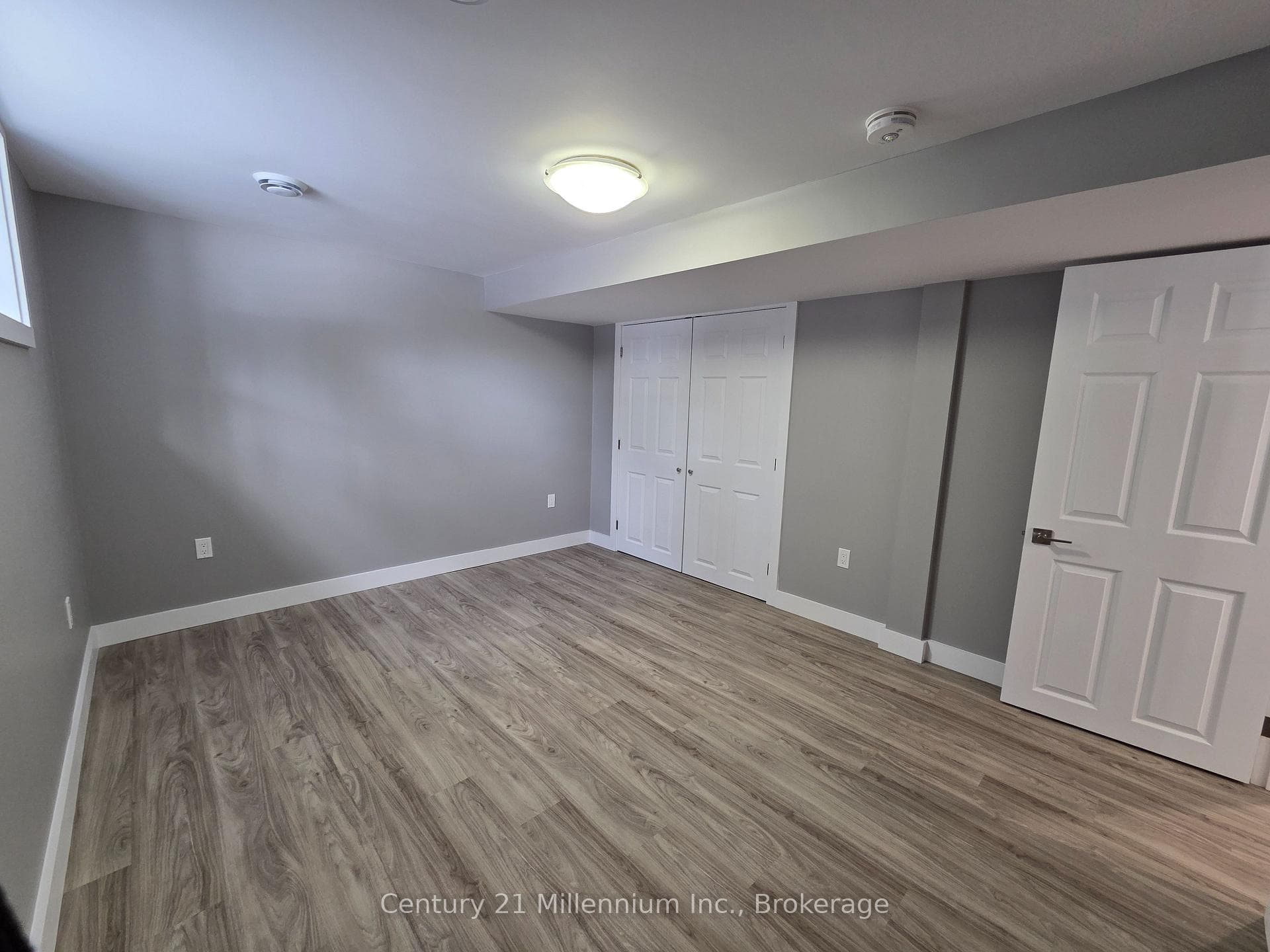 398 Kingsway Street Unit Unit 2 photo 12