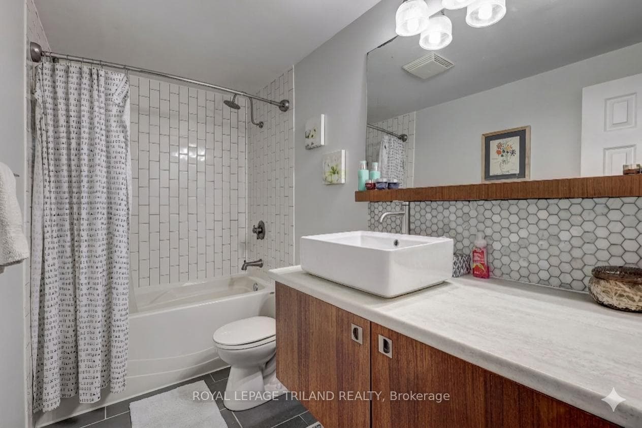 1250 Jalna Boulevard Unit 34 photo 28