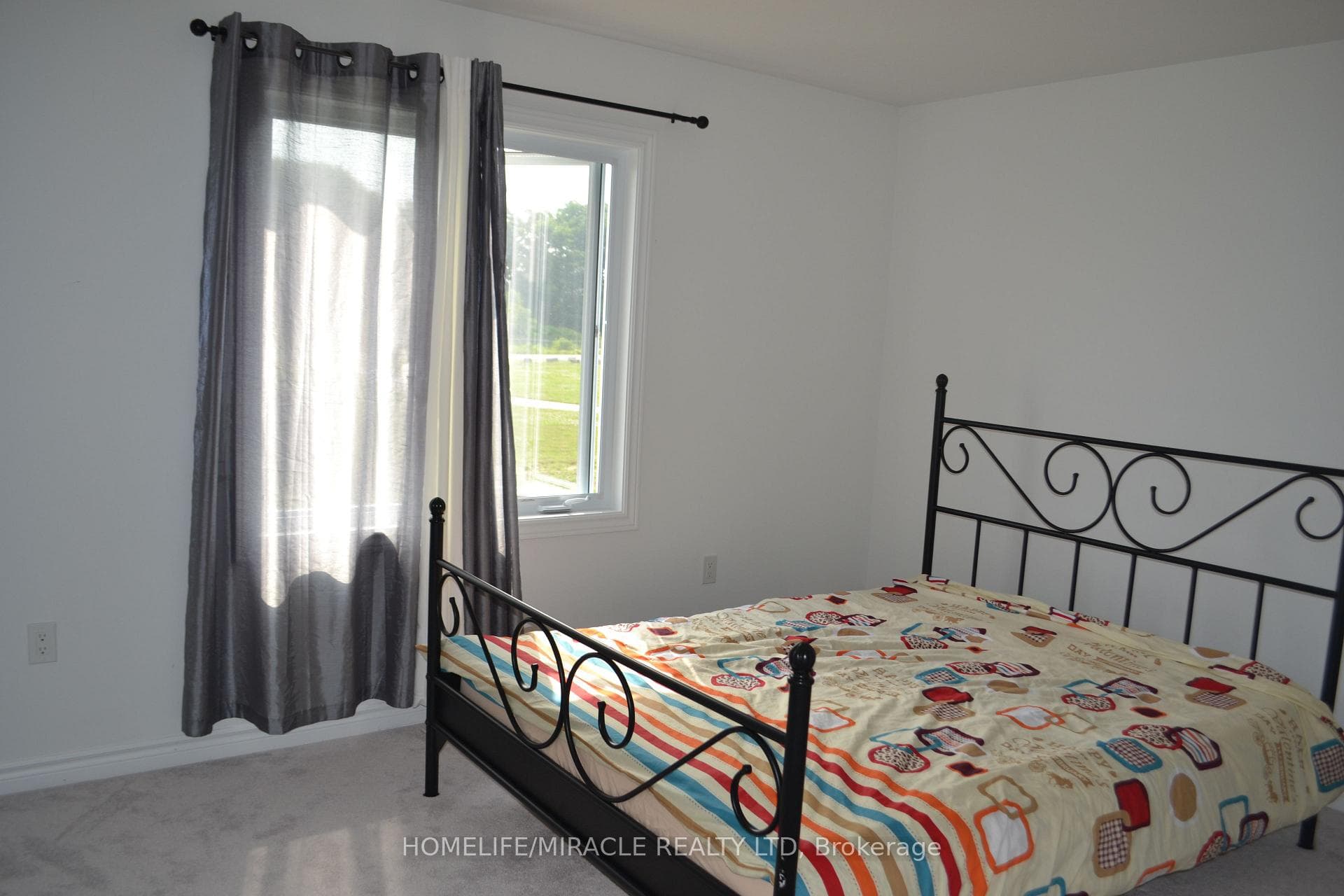92 Delong Drive photo 13