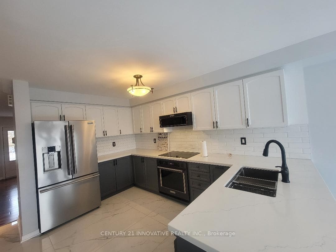 116 Harbourside Drive photo 4