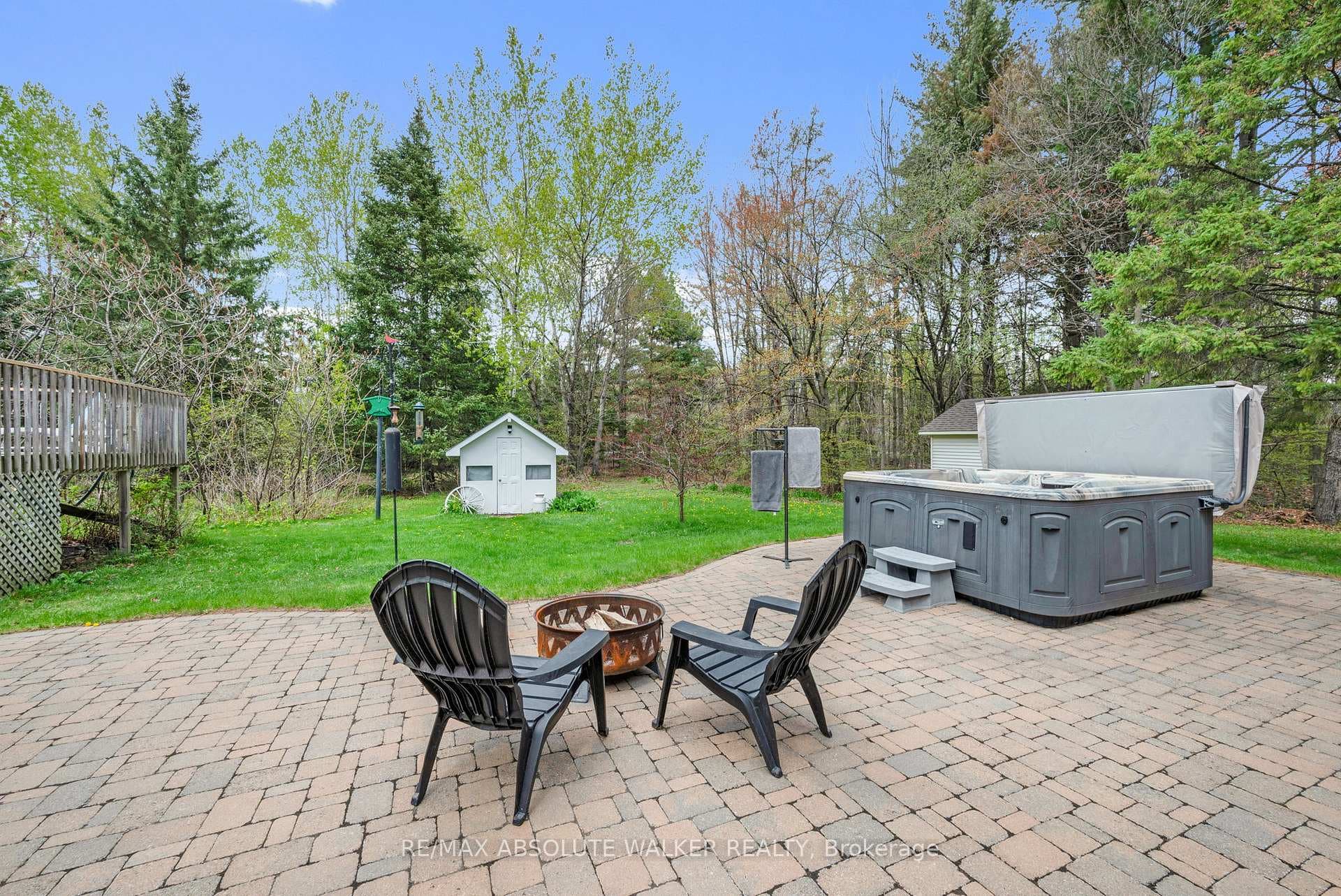 760 Canary Street photo 45