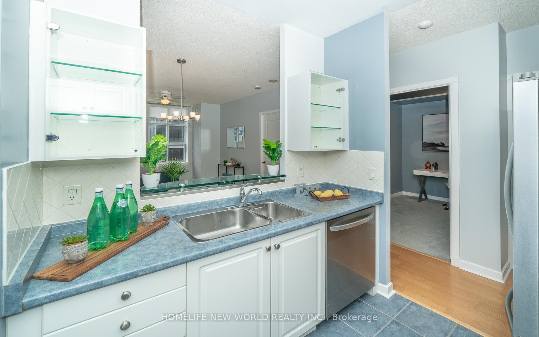 438 Richmond Street Unit 618 photo 8