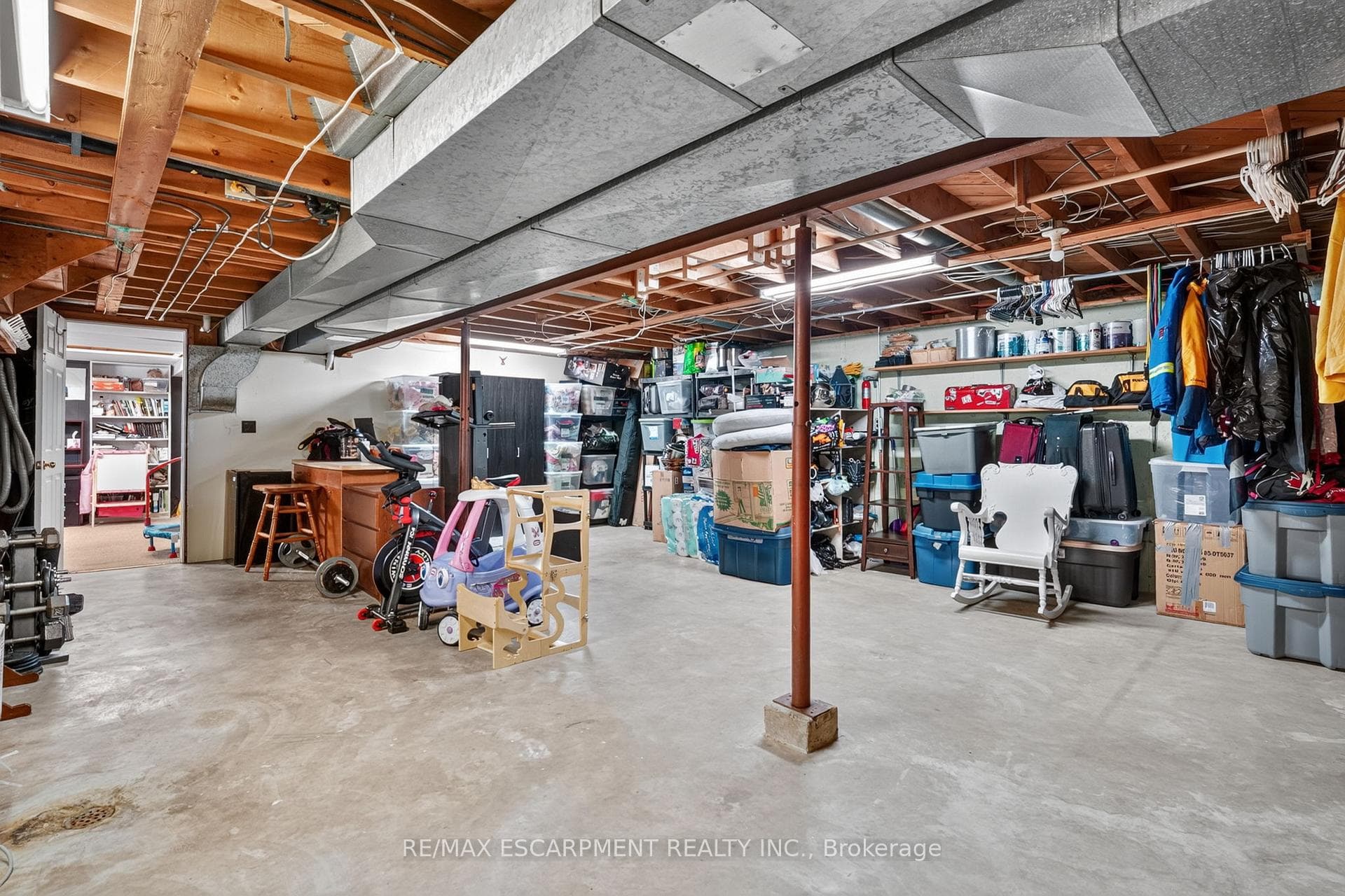 126 Victoria Avenue photo 32