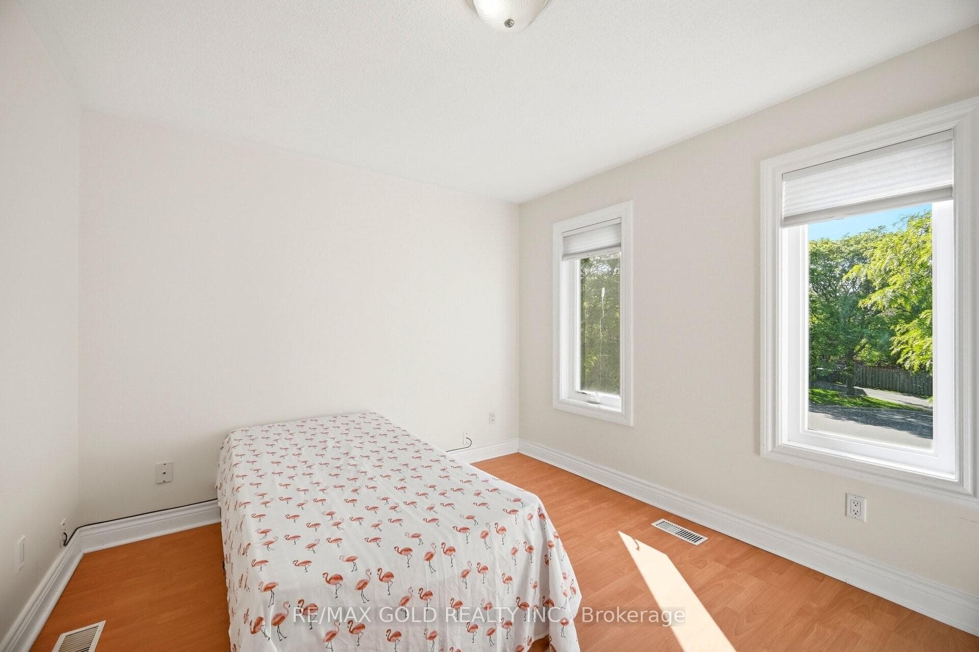 10 Inwood Place photo 19