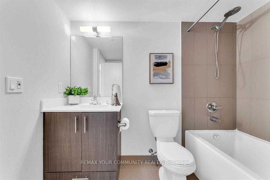 255 Village Green Square Unit 2409 photo 7