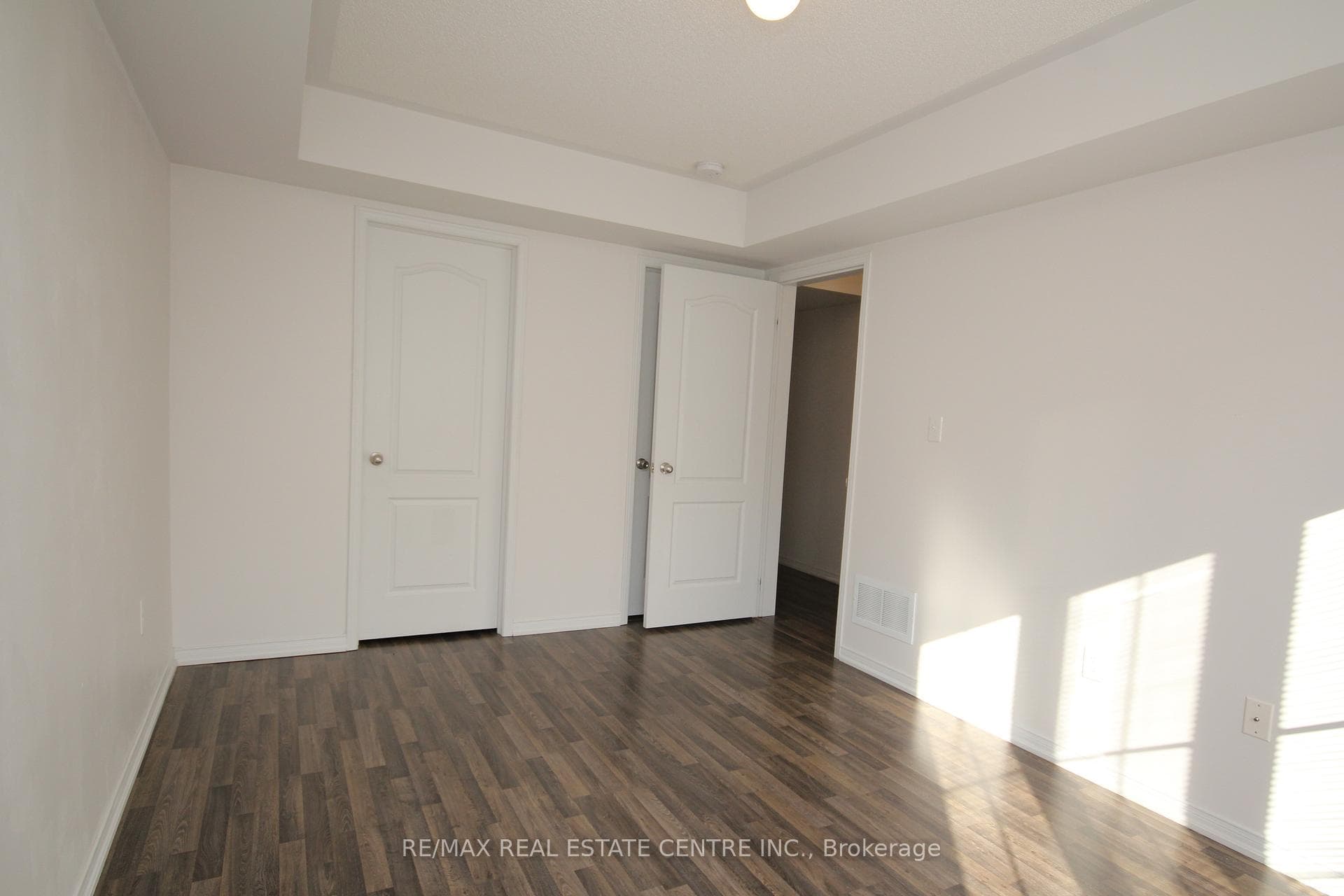 2480 Post Road Unit 19 photo 17