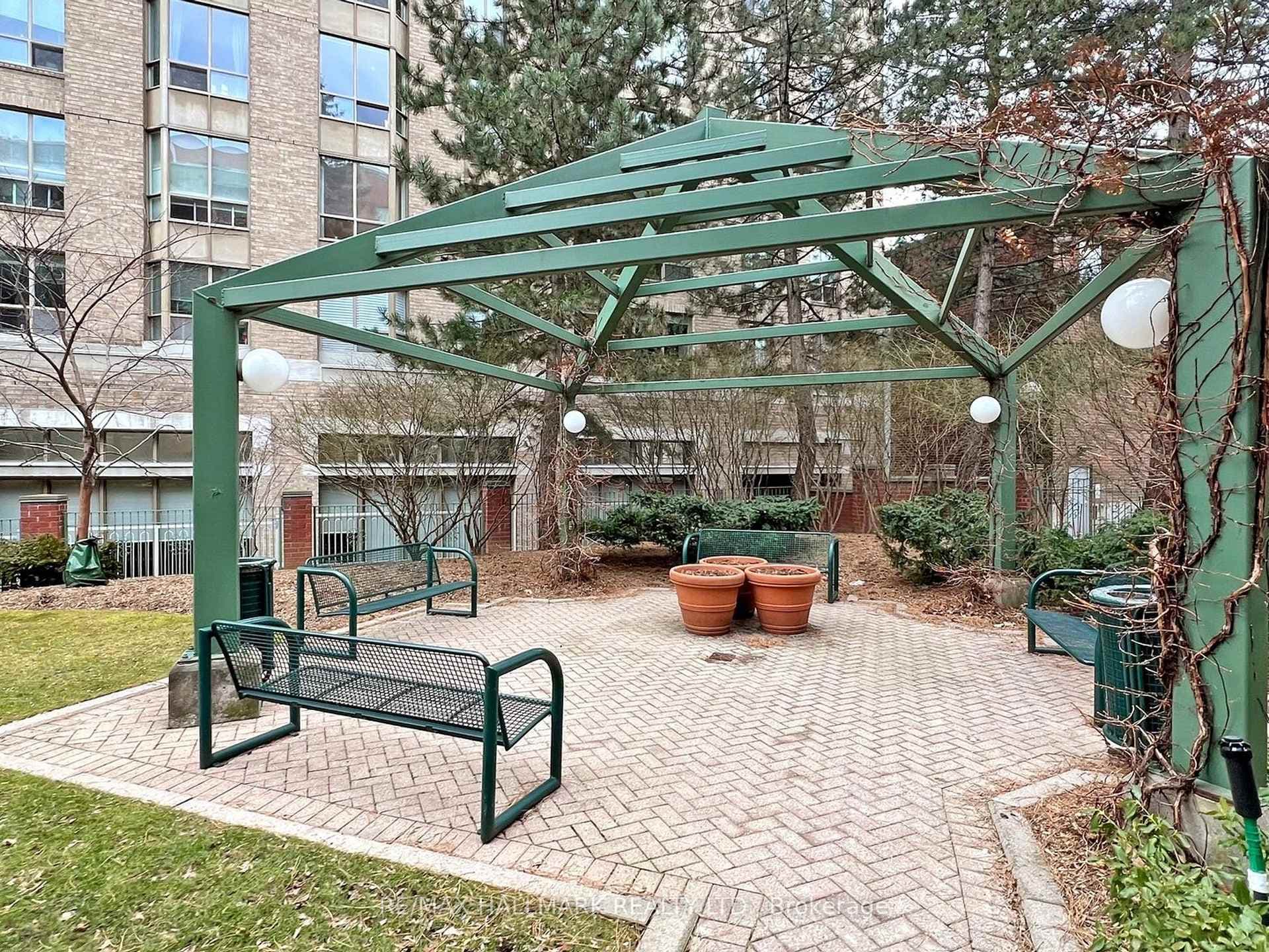 95 Prince Arthur Avenue Unit 126 photo 44