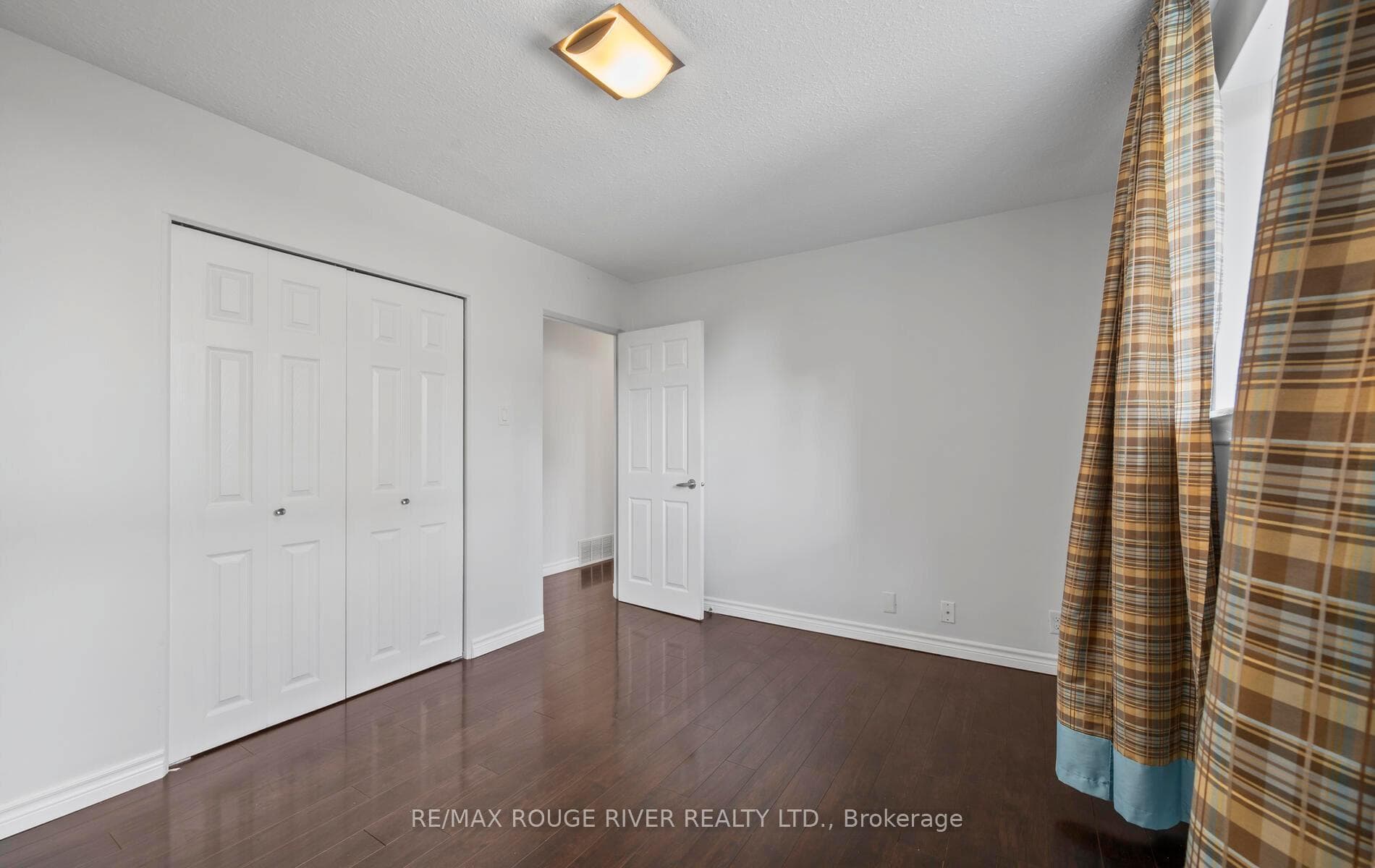 451 Phillip Murray Avenue photo 18