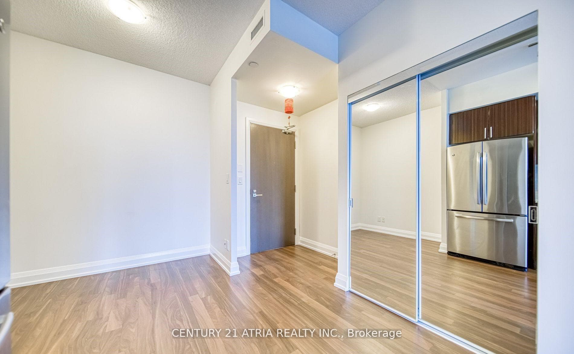 7171 Yonge Street Unit 2706 photo 4